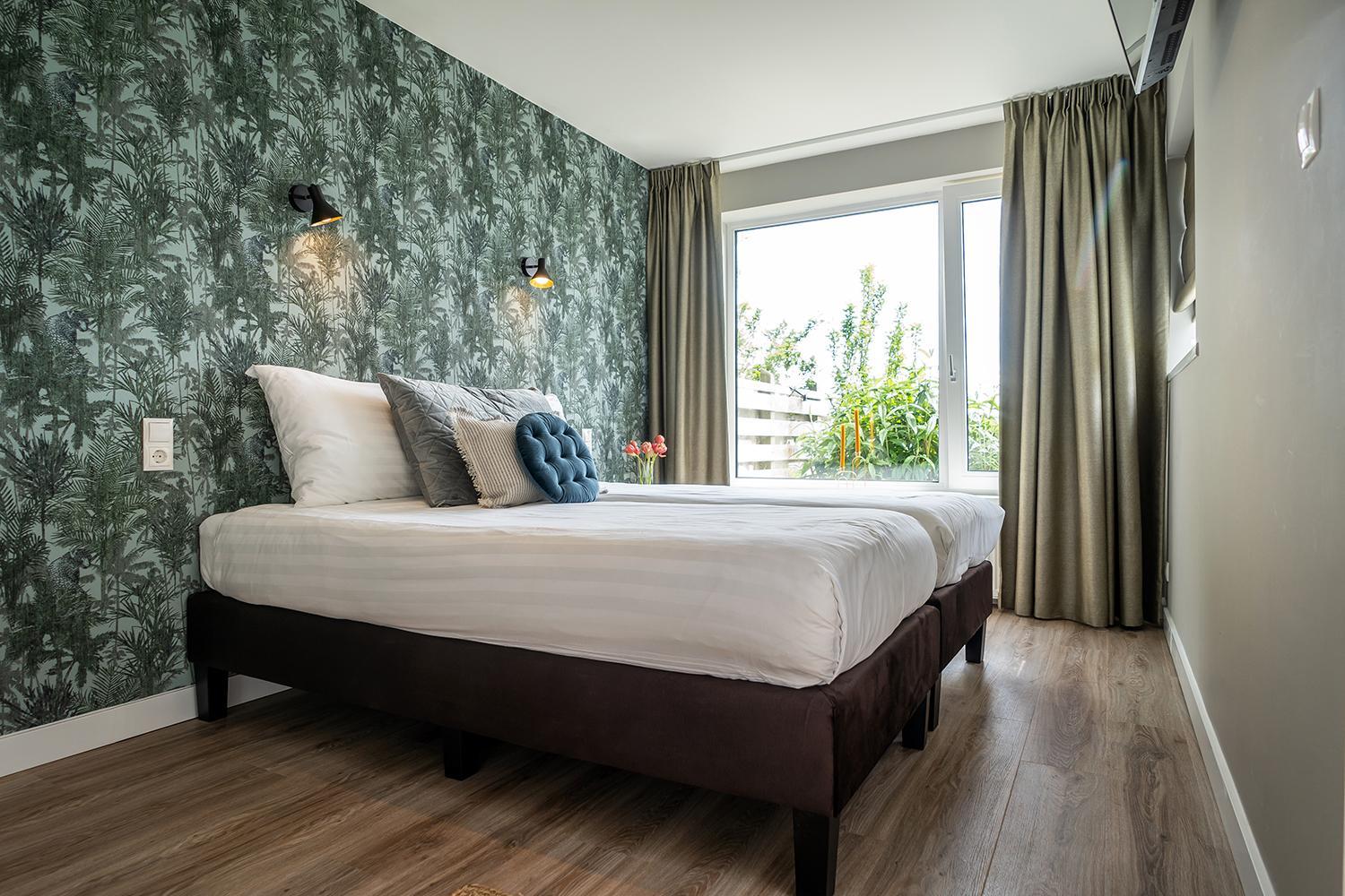 Suite - Photo 2