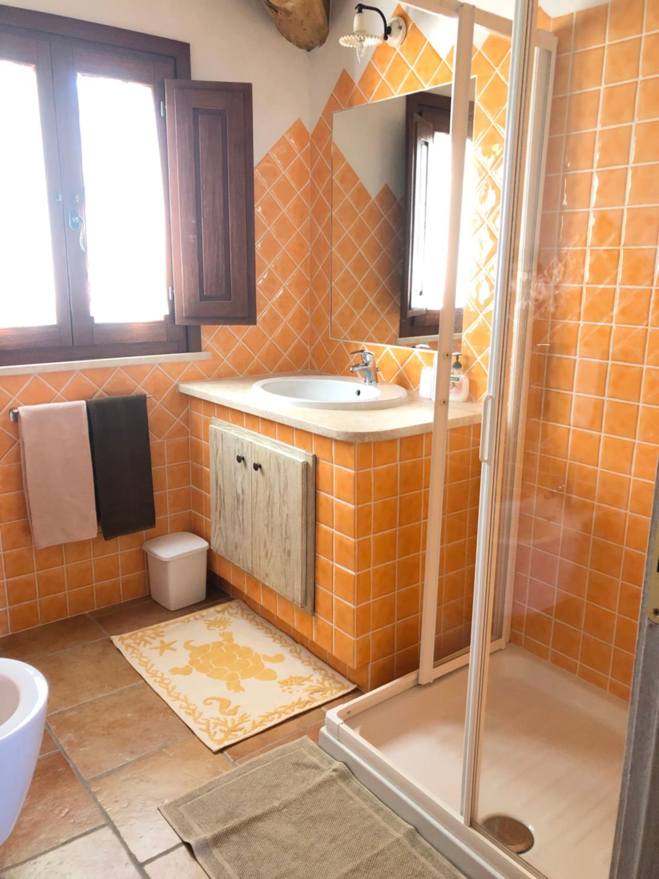 Double or Twin Room with Private Bathroom photo 3