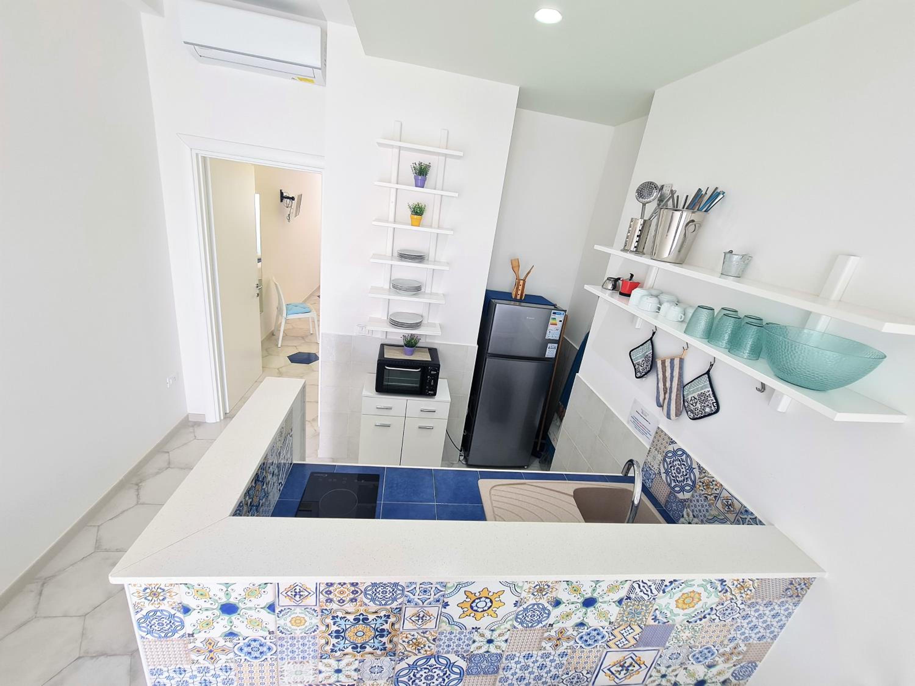 One-Bedroom Apartment - Photo 16