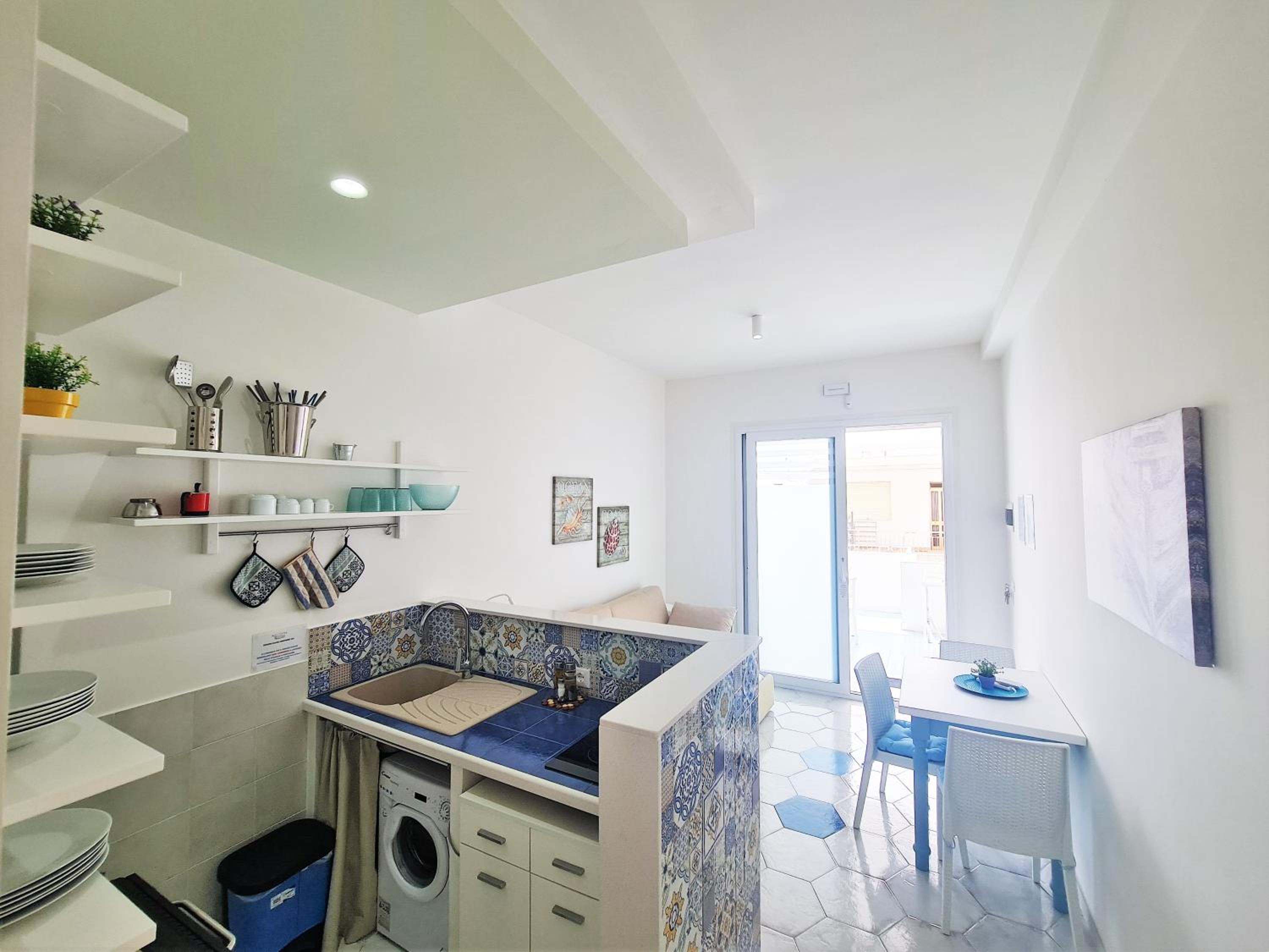 One-Bedroom Apartment - Photo 17
