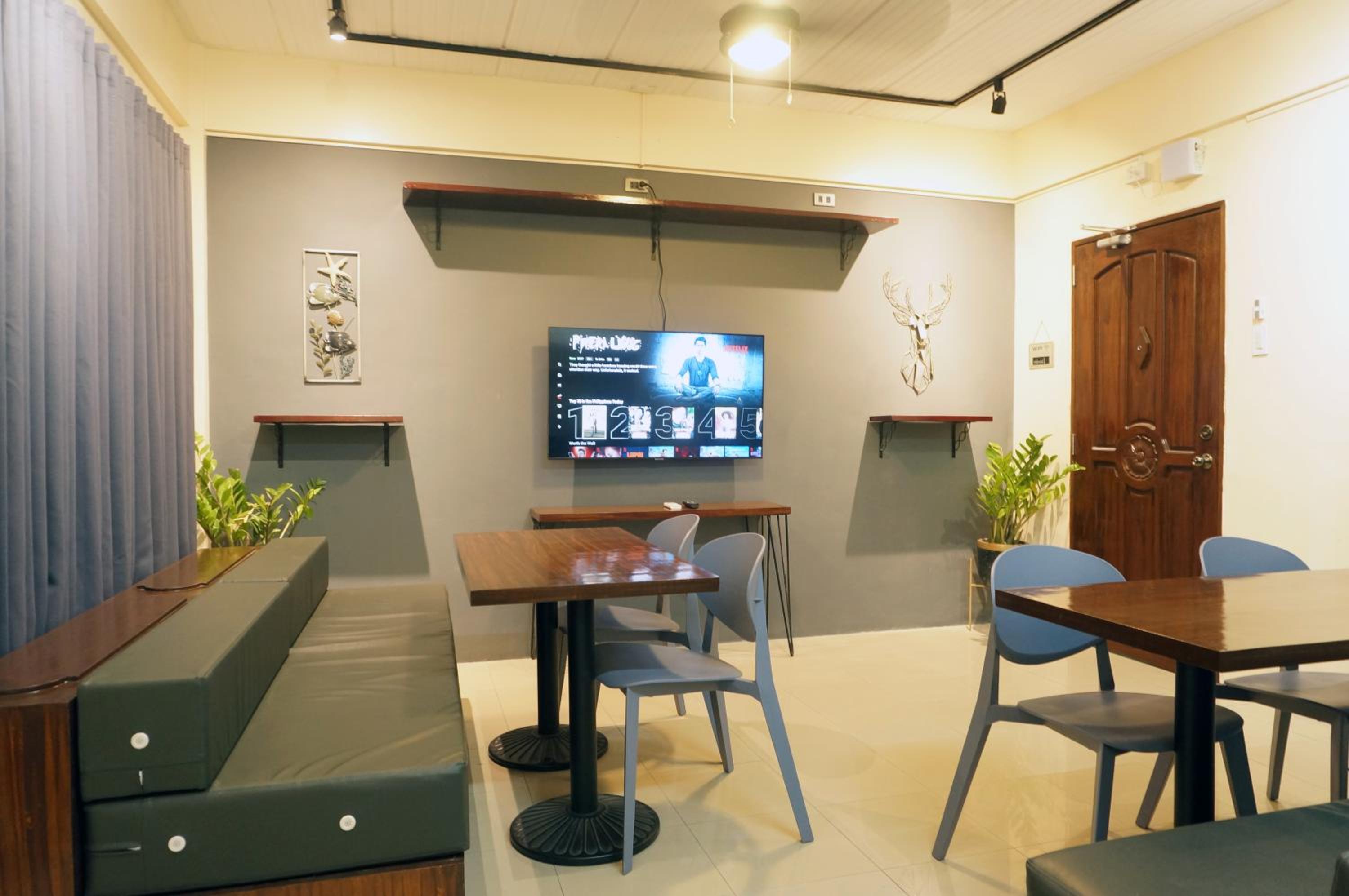 Two-Bedroom Apartment - Photo 14