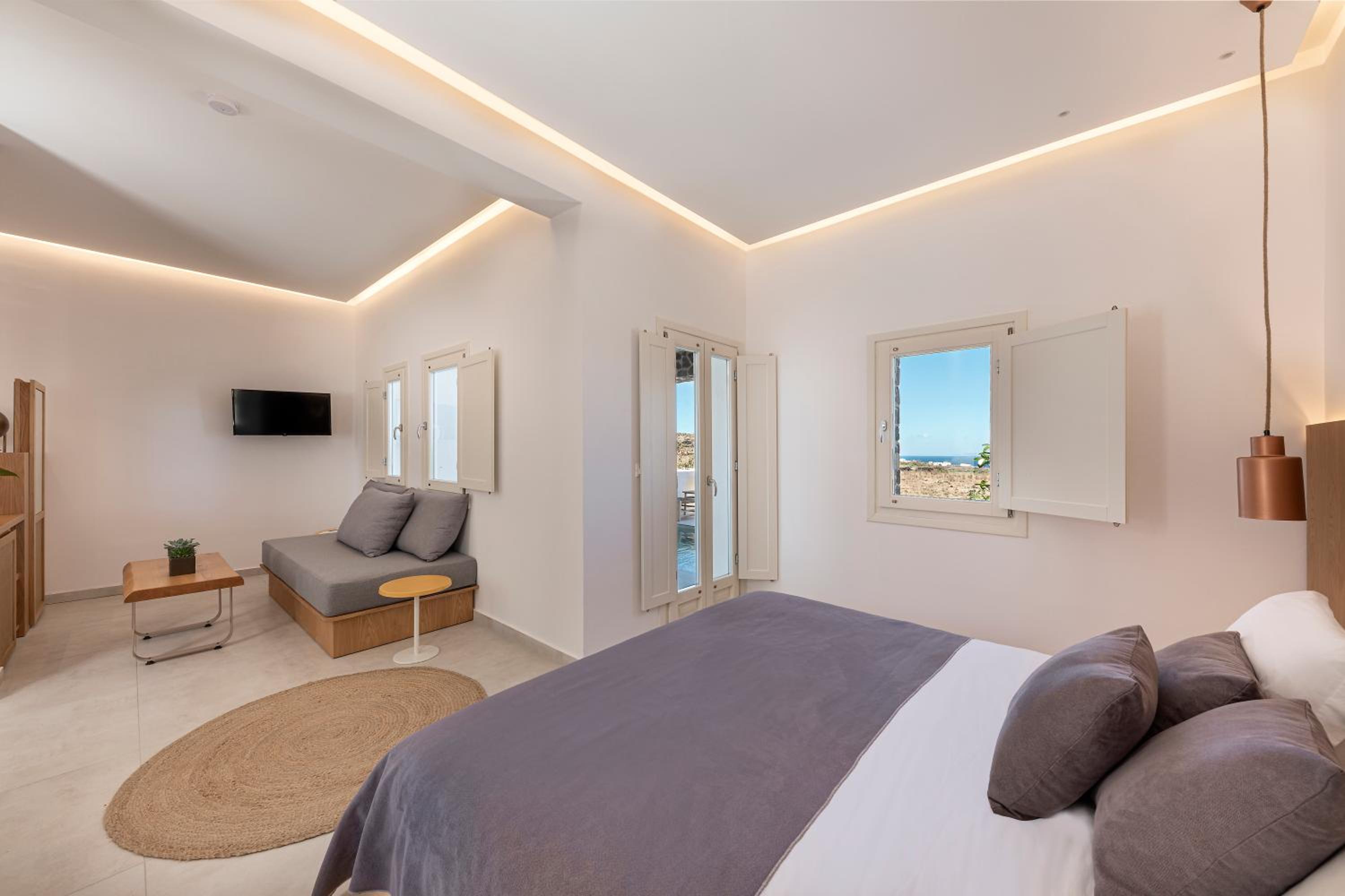 Sunset Suite with Heated Plunge Pool photo 3