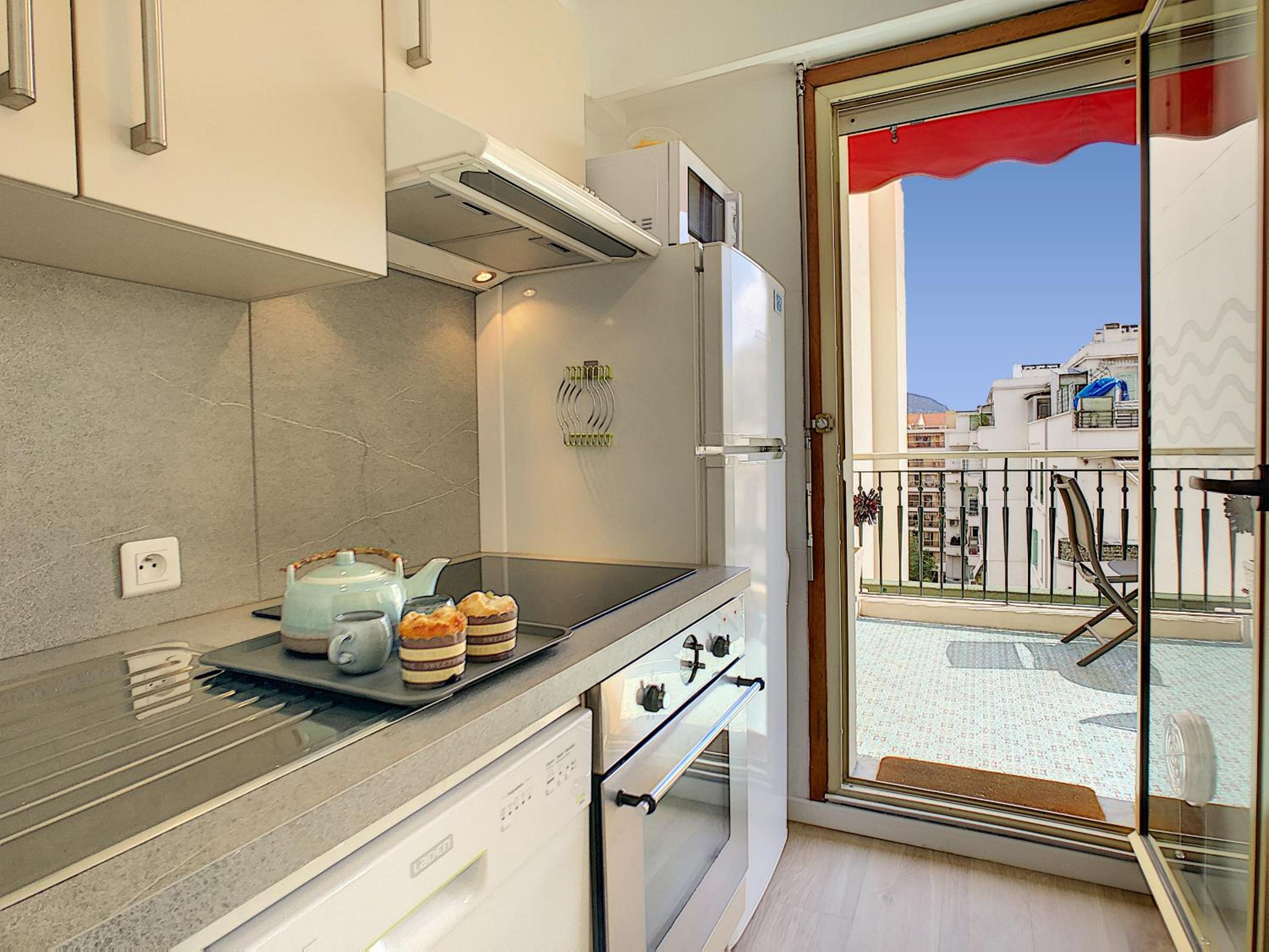 Apartment with Terrace