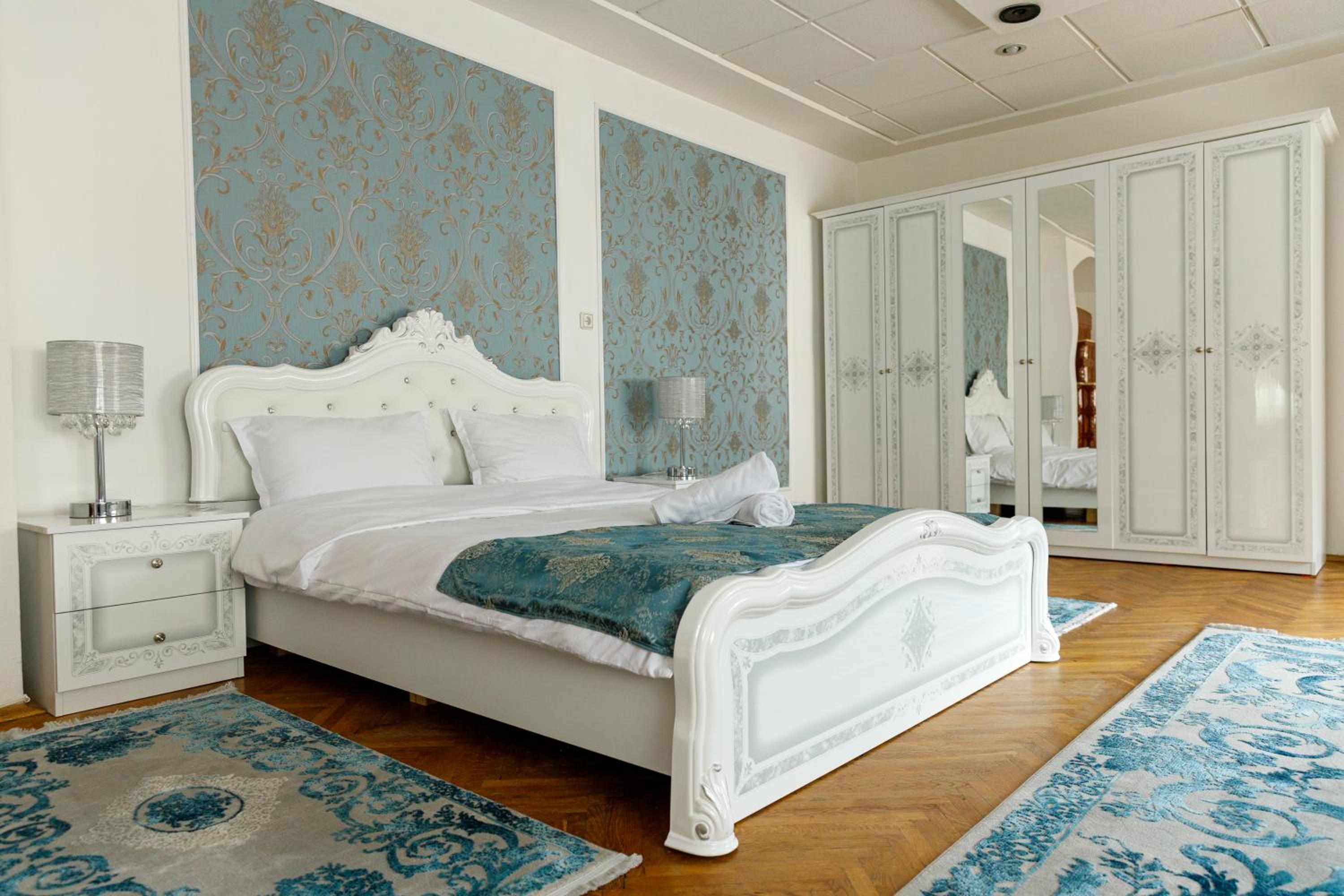 Two-Bedroom Apartment - Photo 10