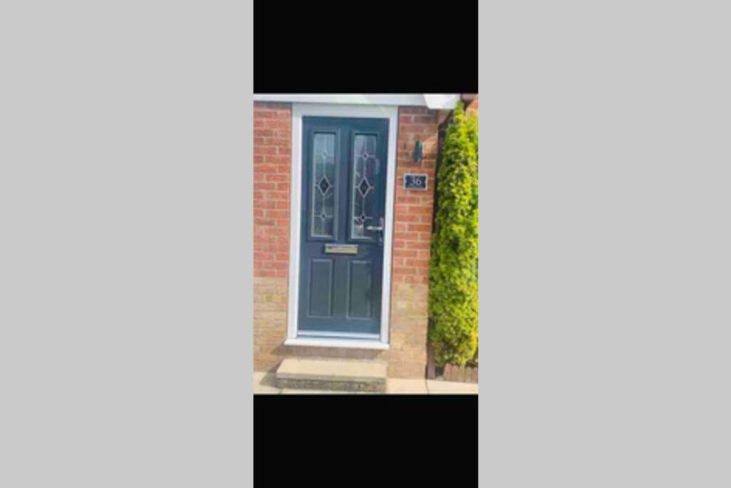 Two-Bedroom House - Photo 16