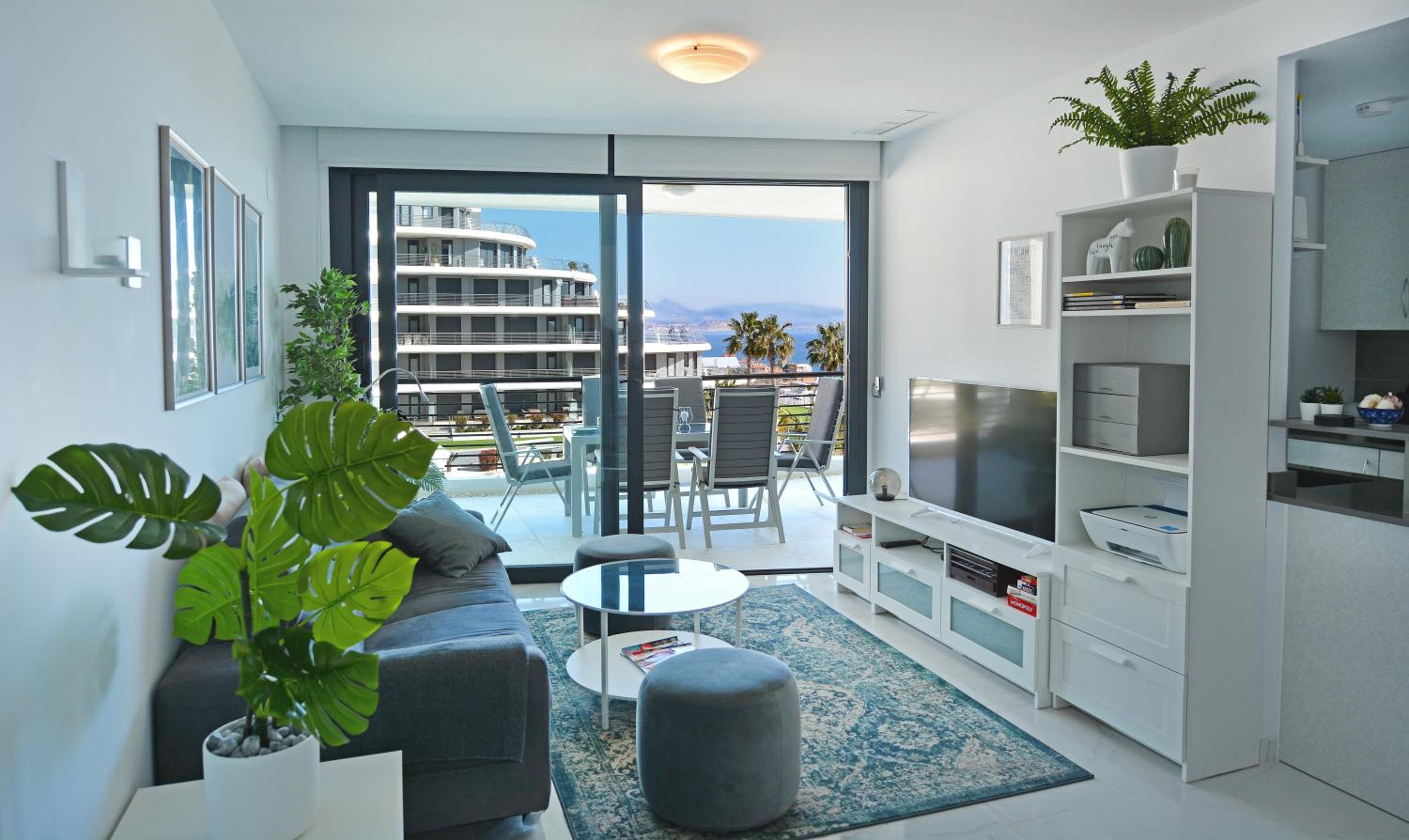Apartamento con vista a la piscina