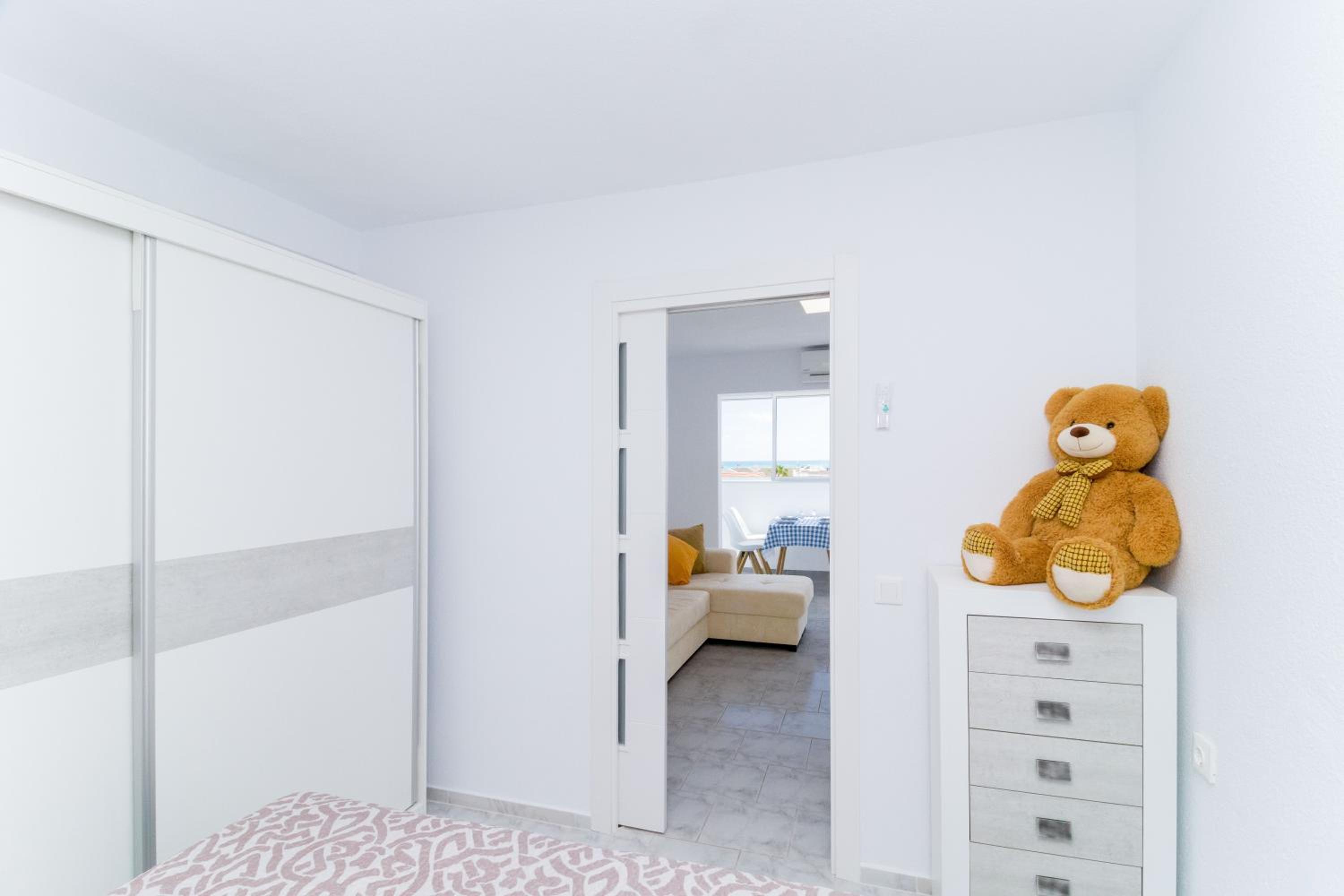 Apartment with Sea View - Photo 16