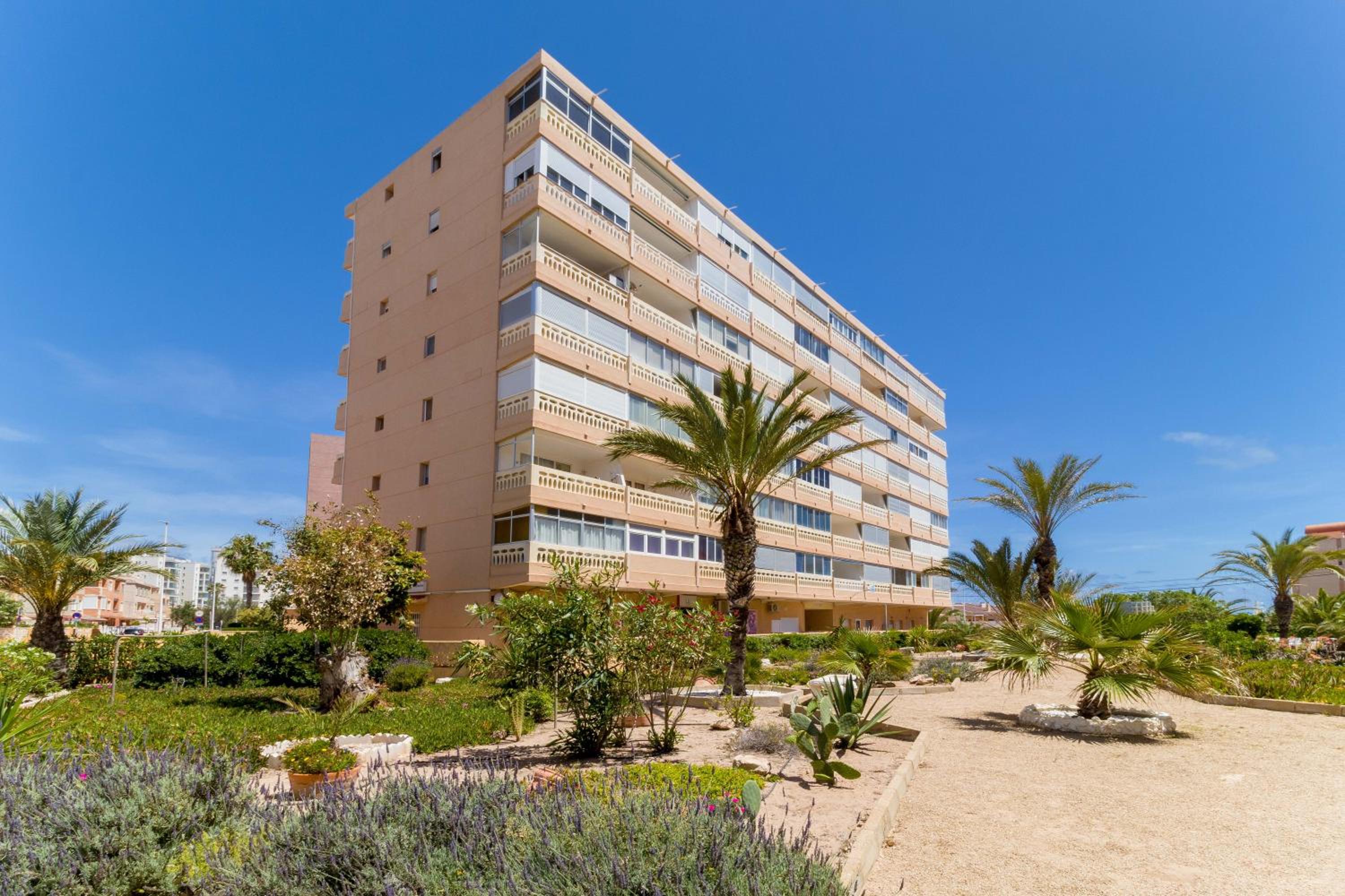 Apartment with Sea View - Photo 23