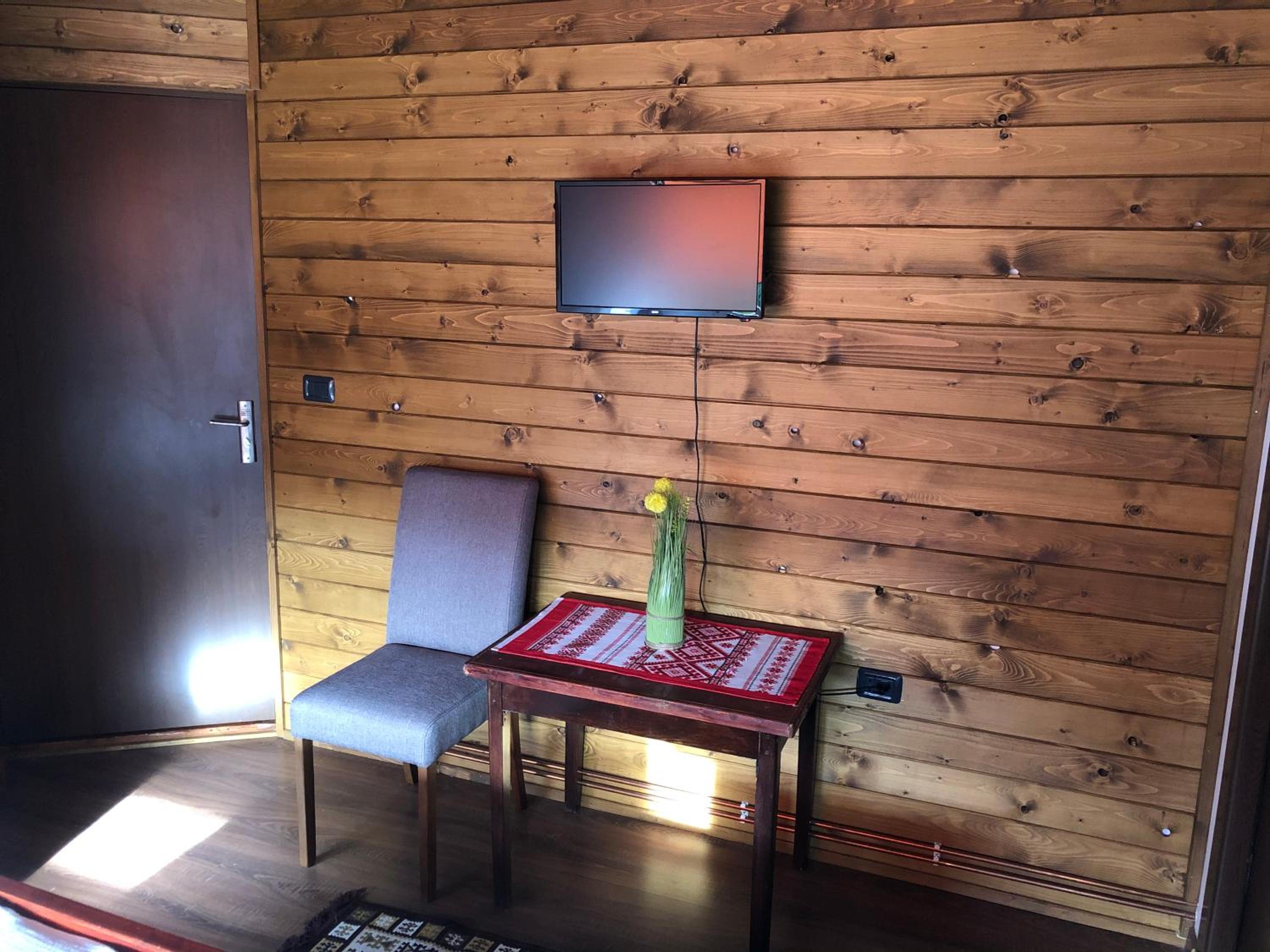 Double Room with Private Bathroom photo 3