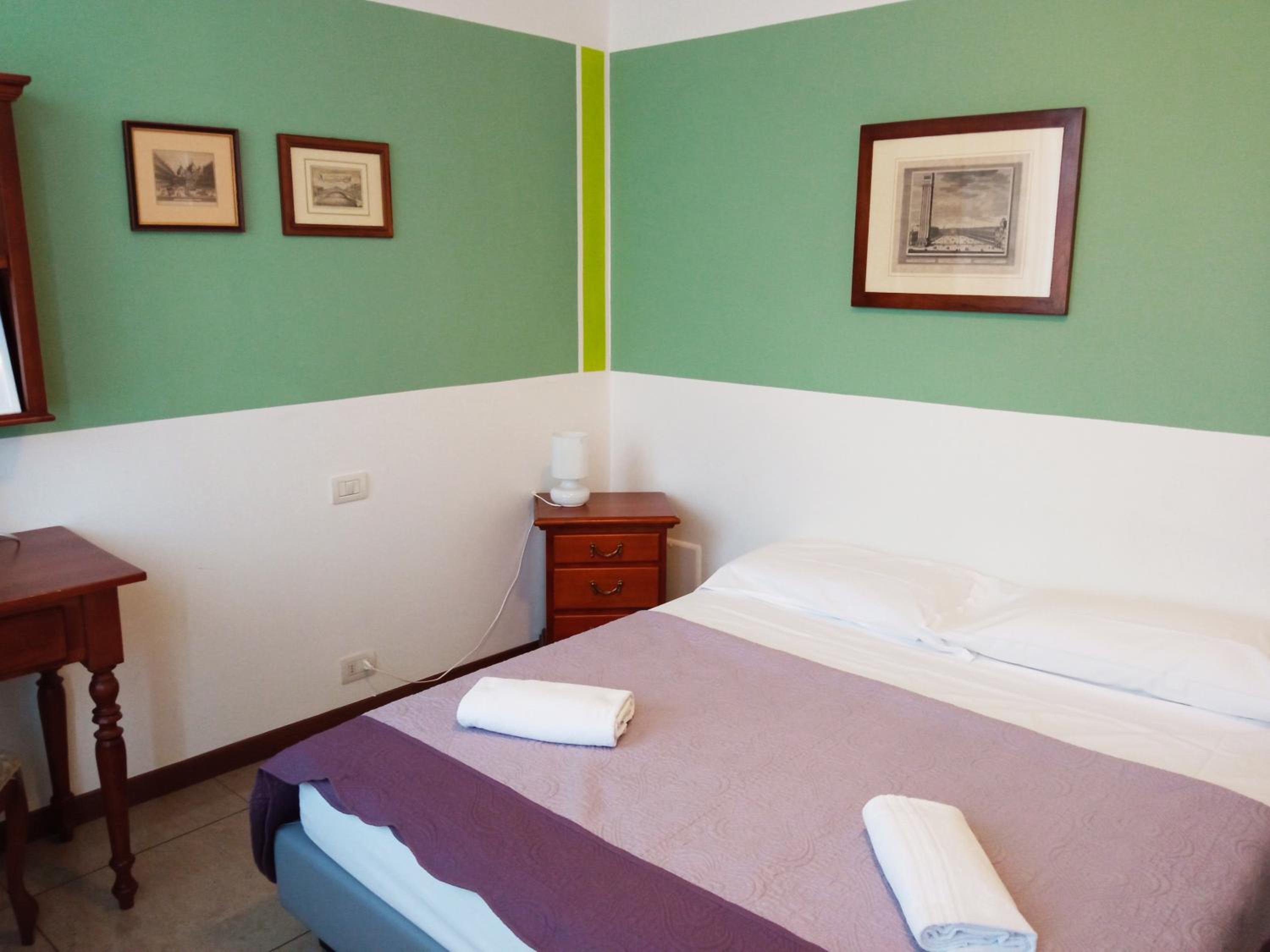 Standard Double Room photo 2