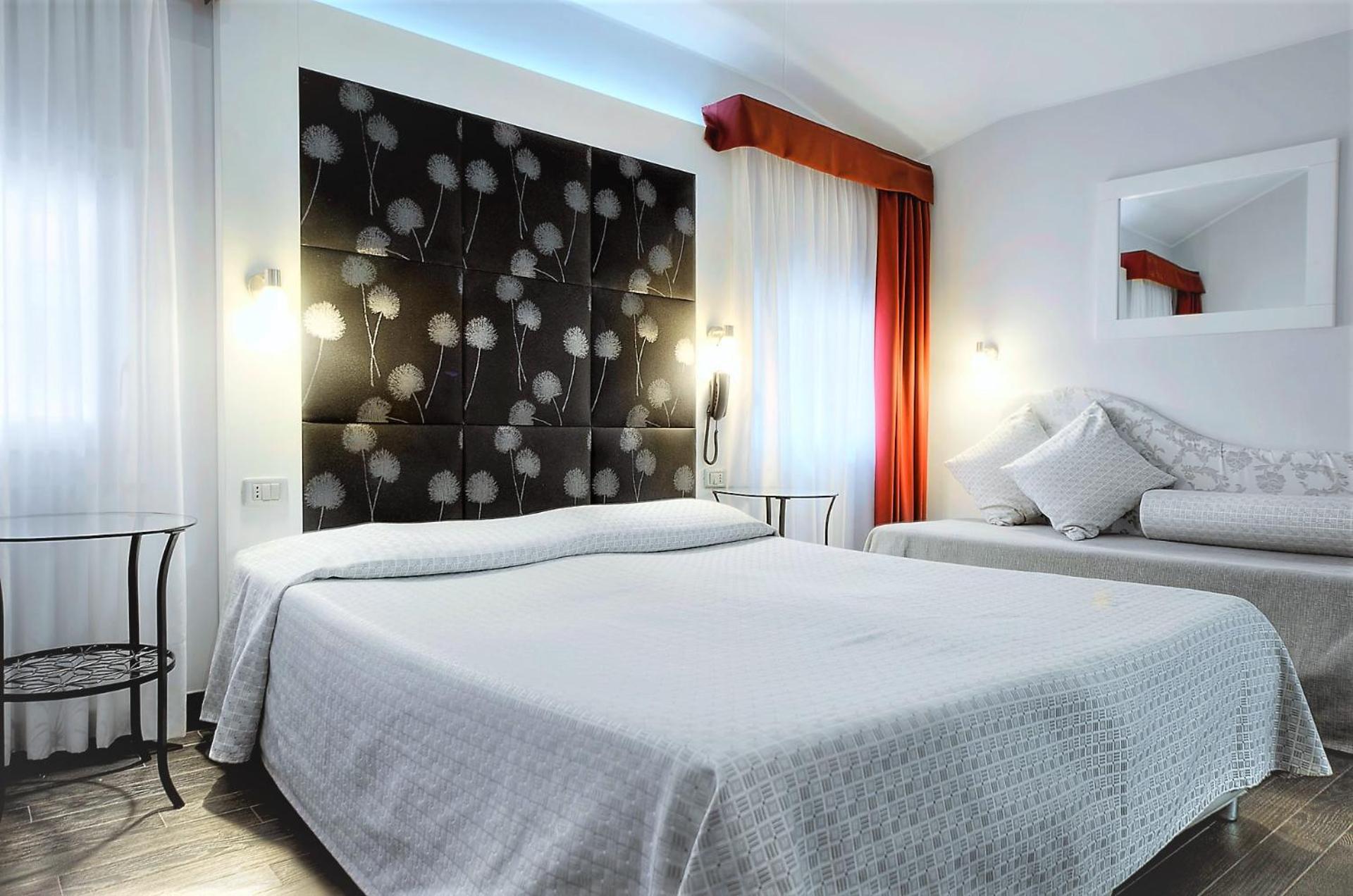 Triple Room - Photo 1