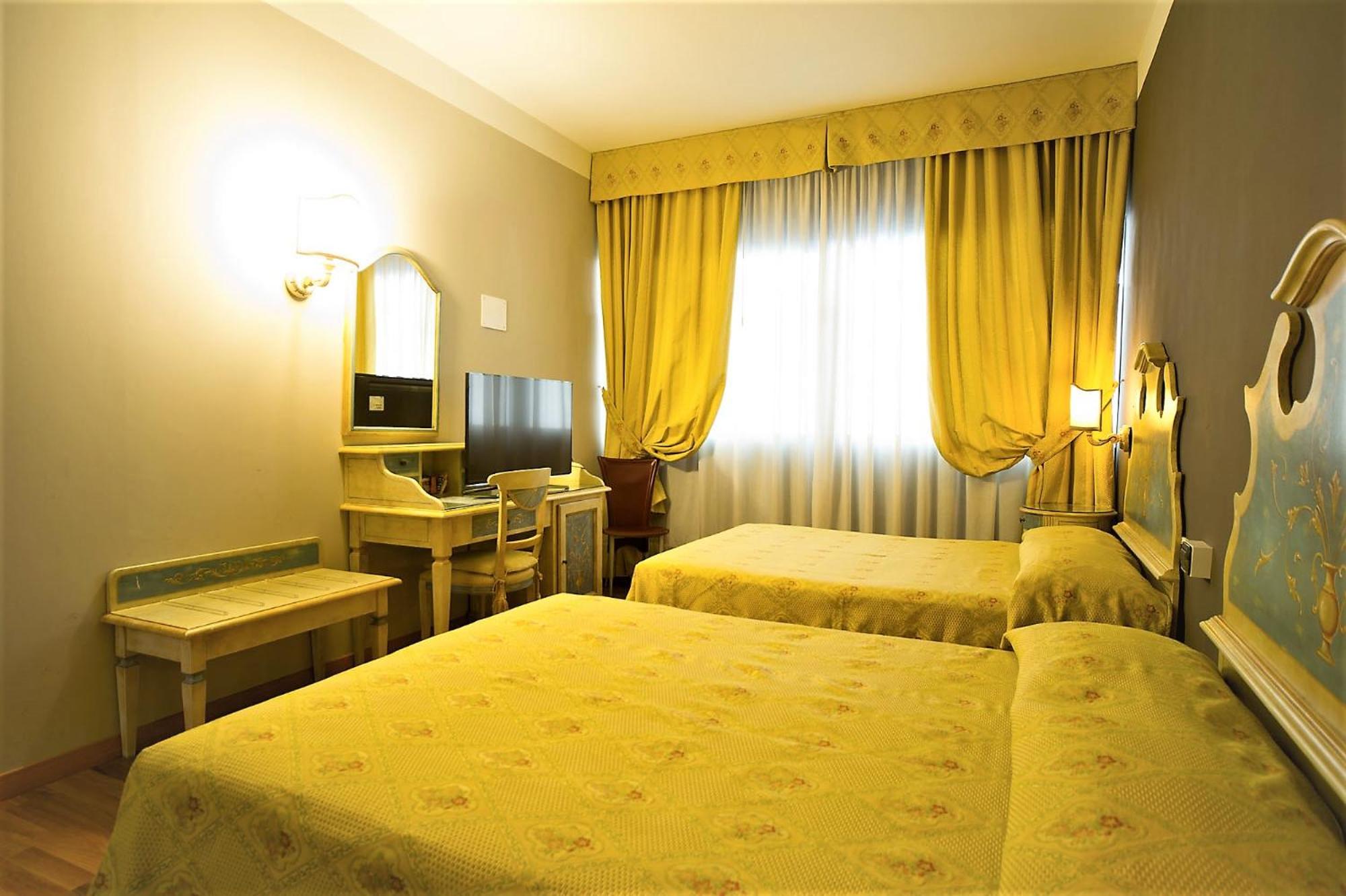 Triple Room - Photo 2