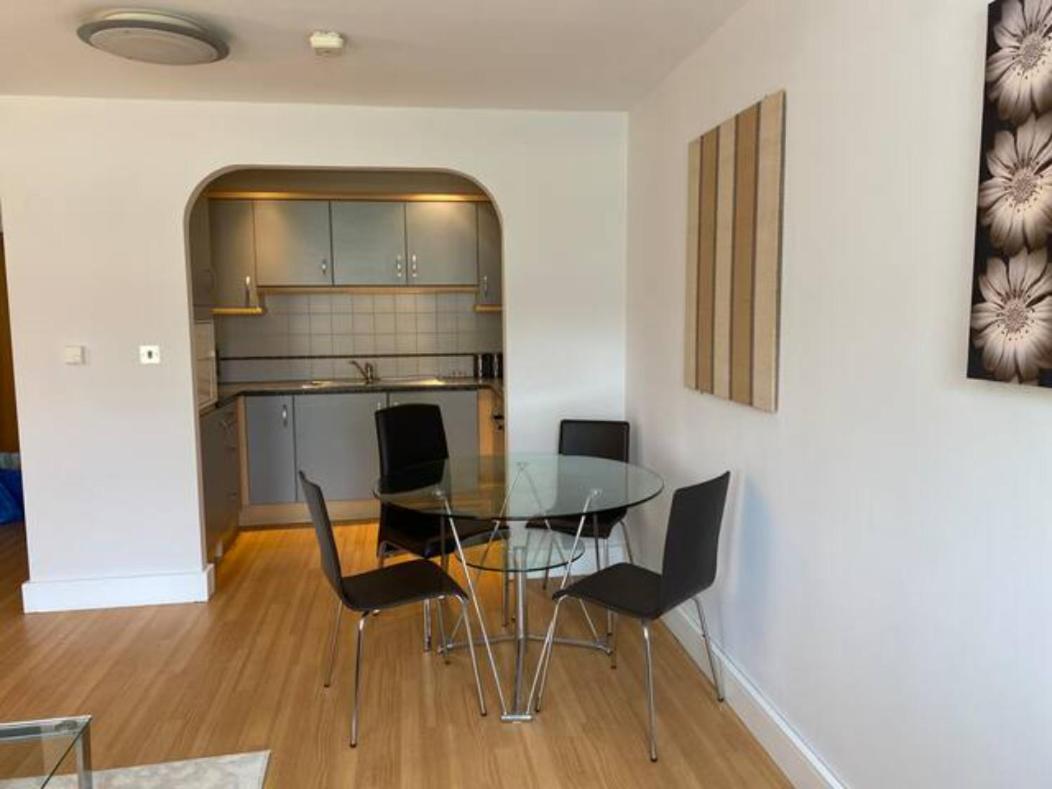 Two-Bedroom Apartment photo 3