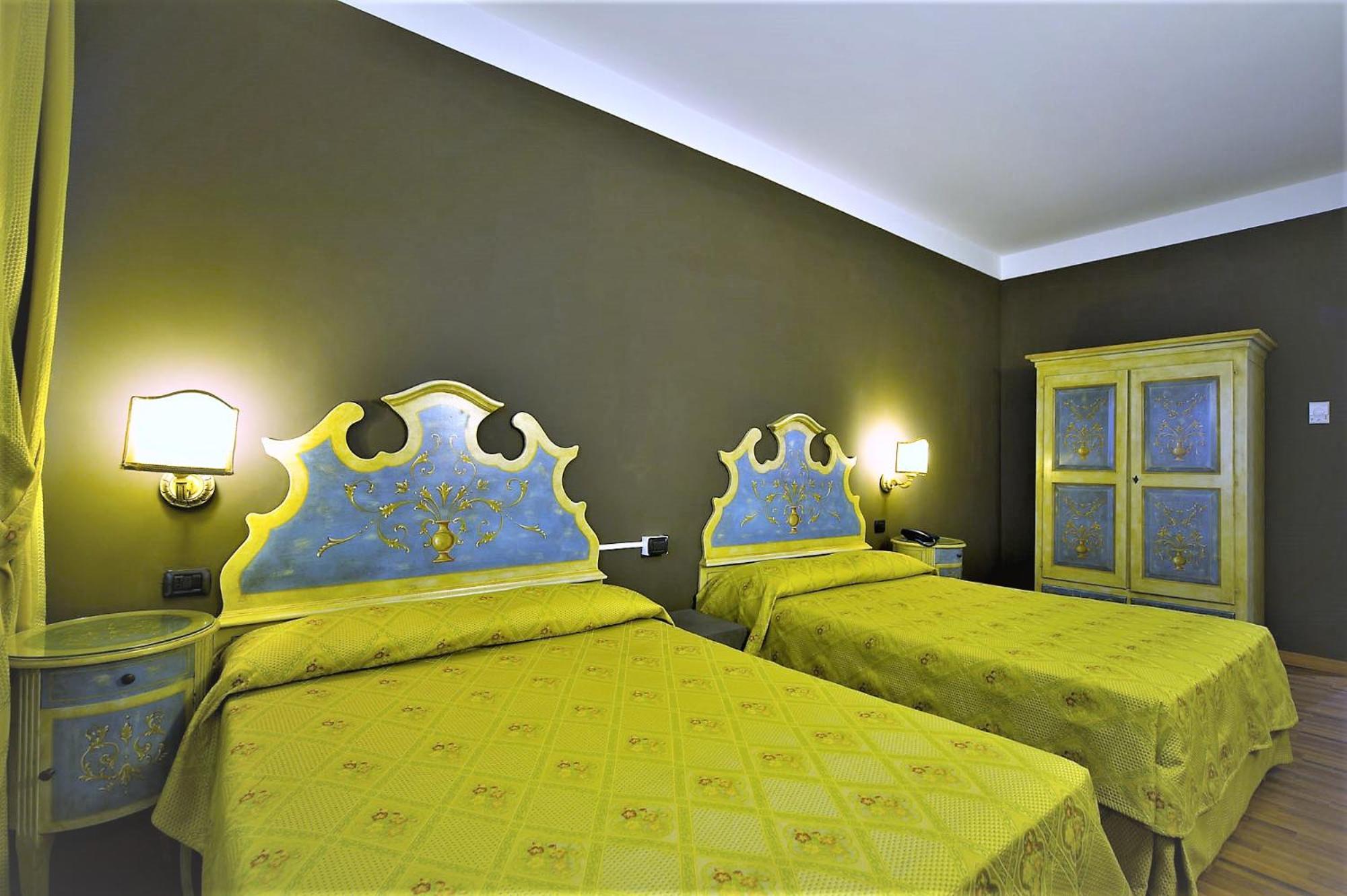Quadruple Room - Photo 3