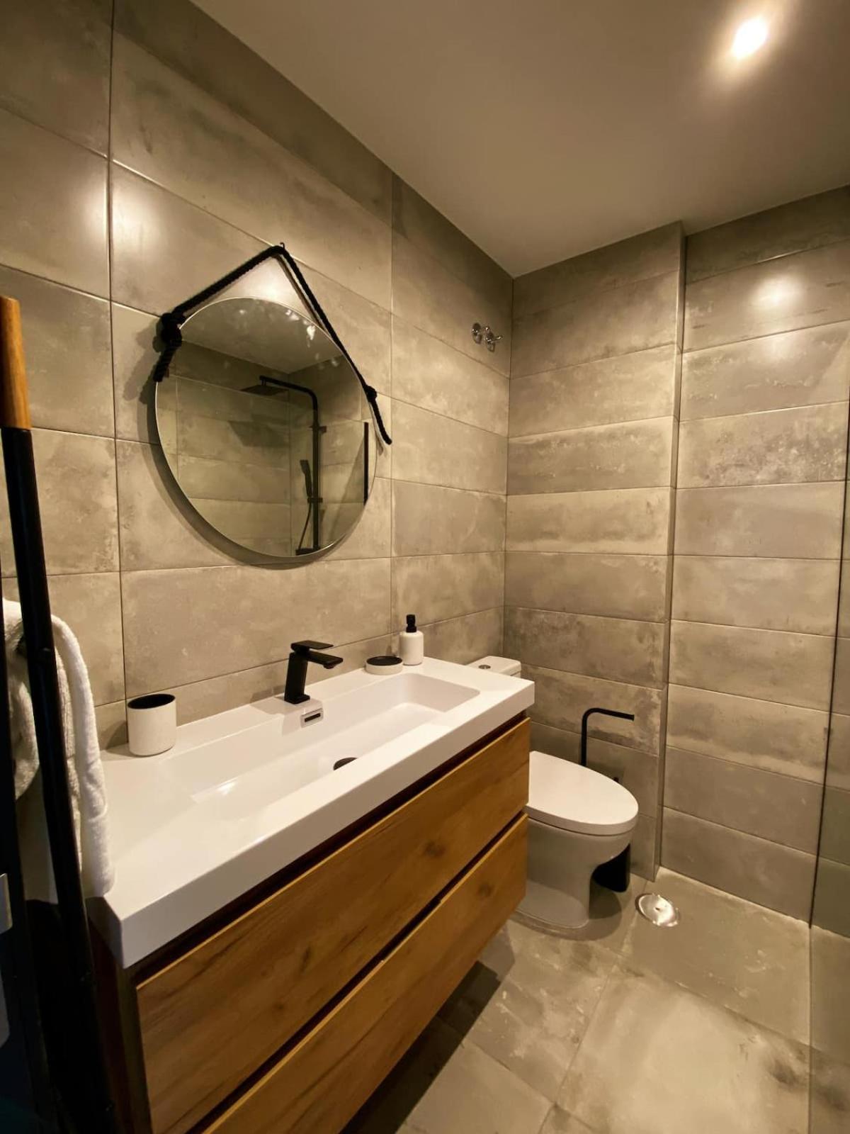 Two-Bedroom Apartment - Photo 2