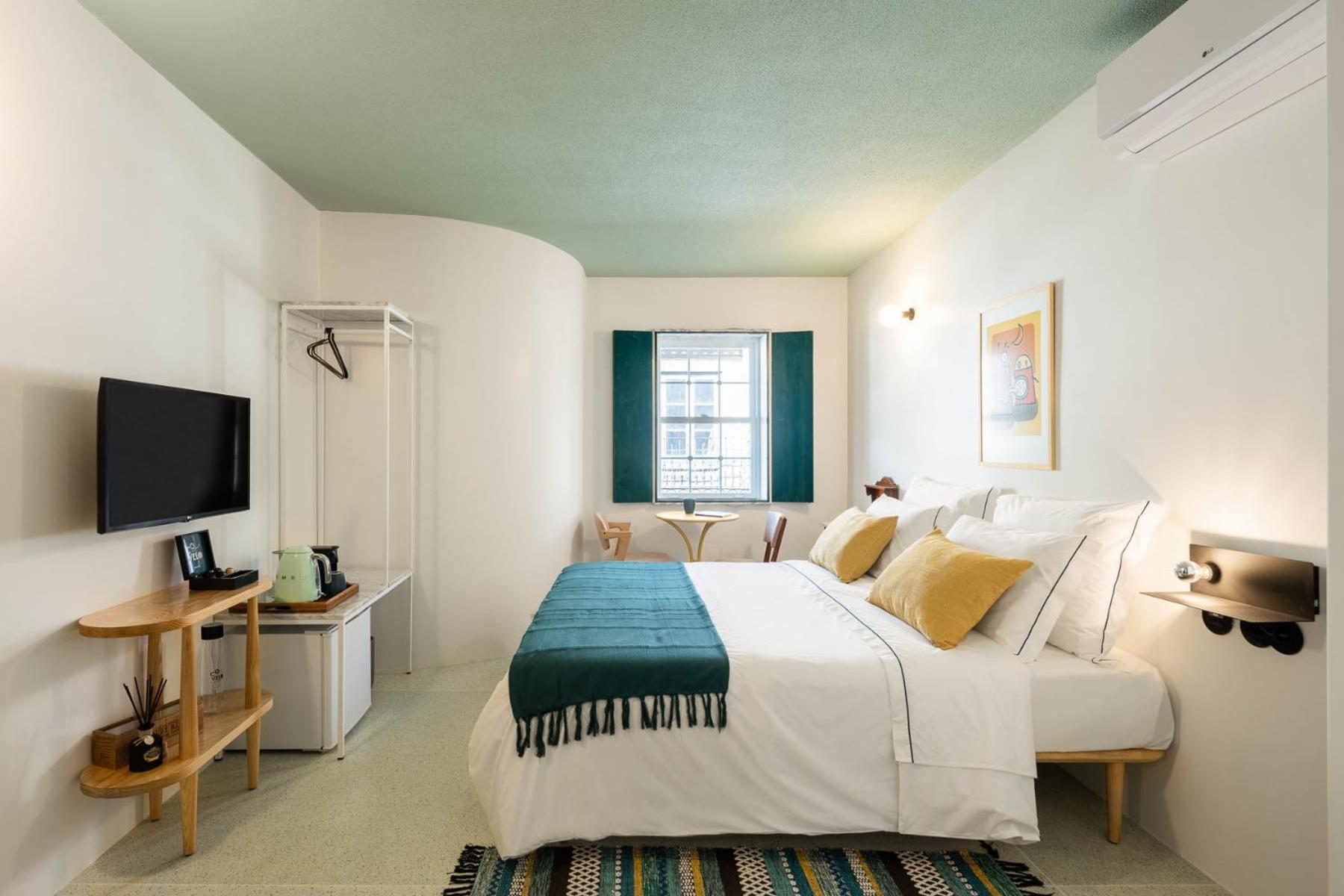 Deluxe Double or Twin Room - Photo 3