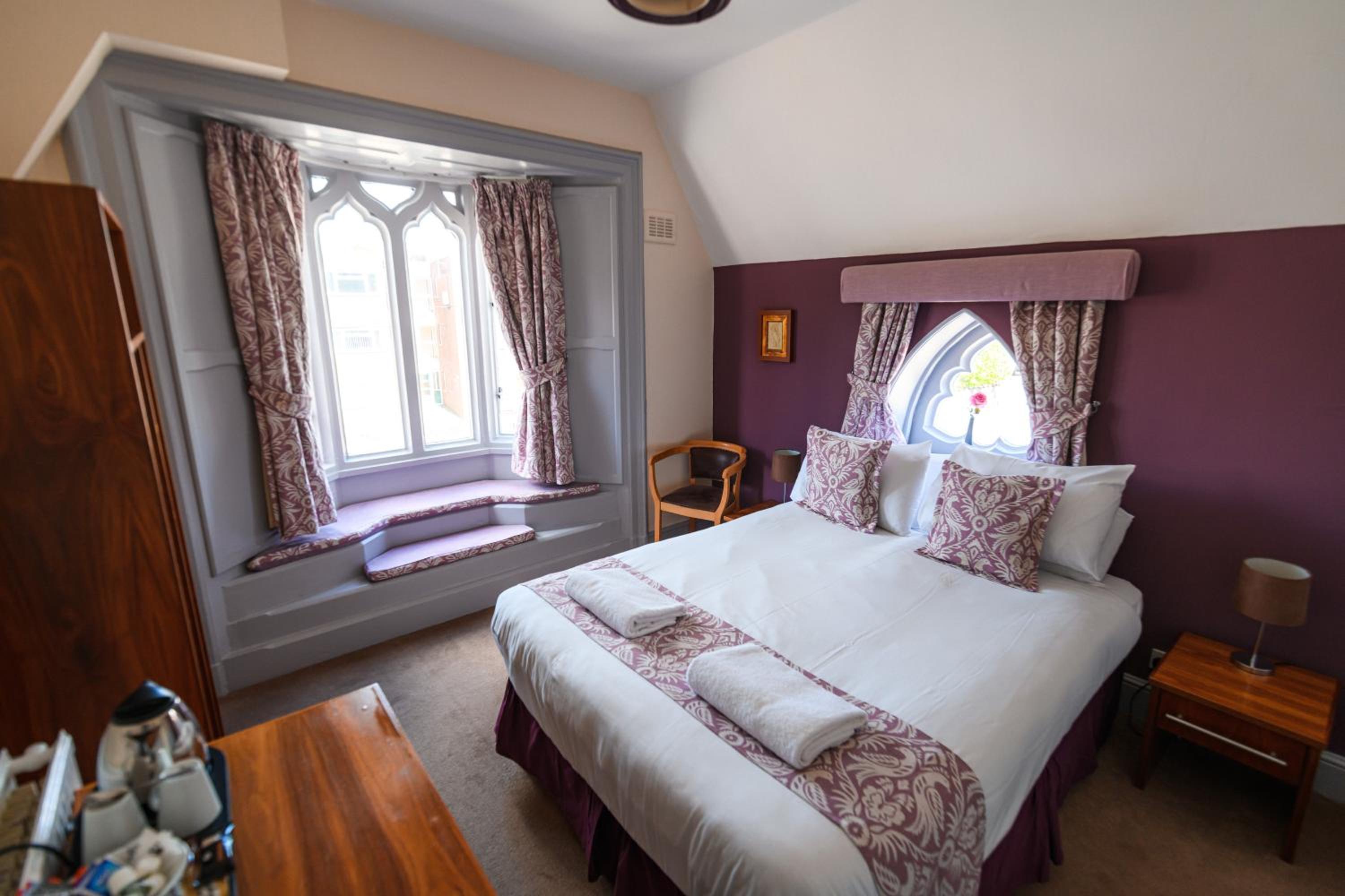 Double Room - Photo 7
