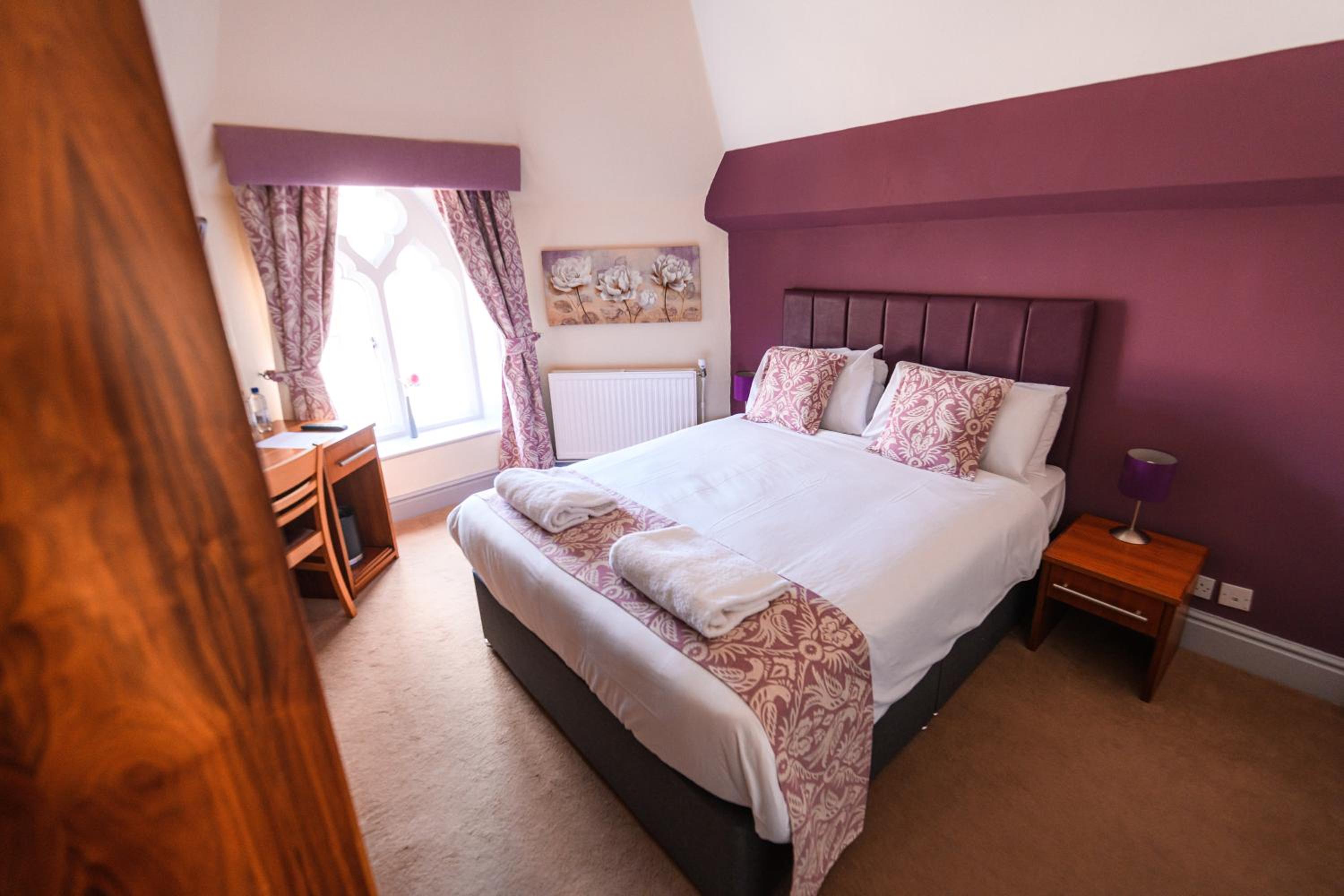 Double Room - Photo 2