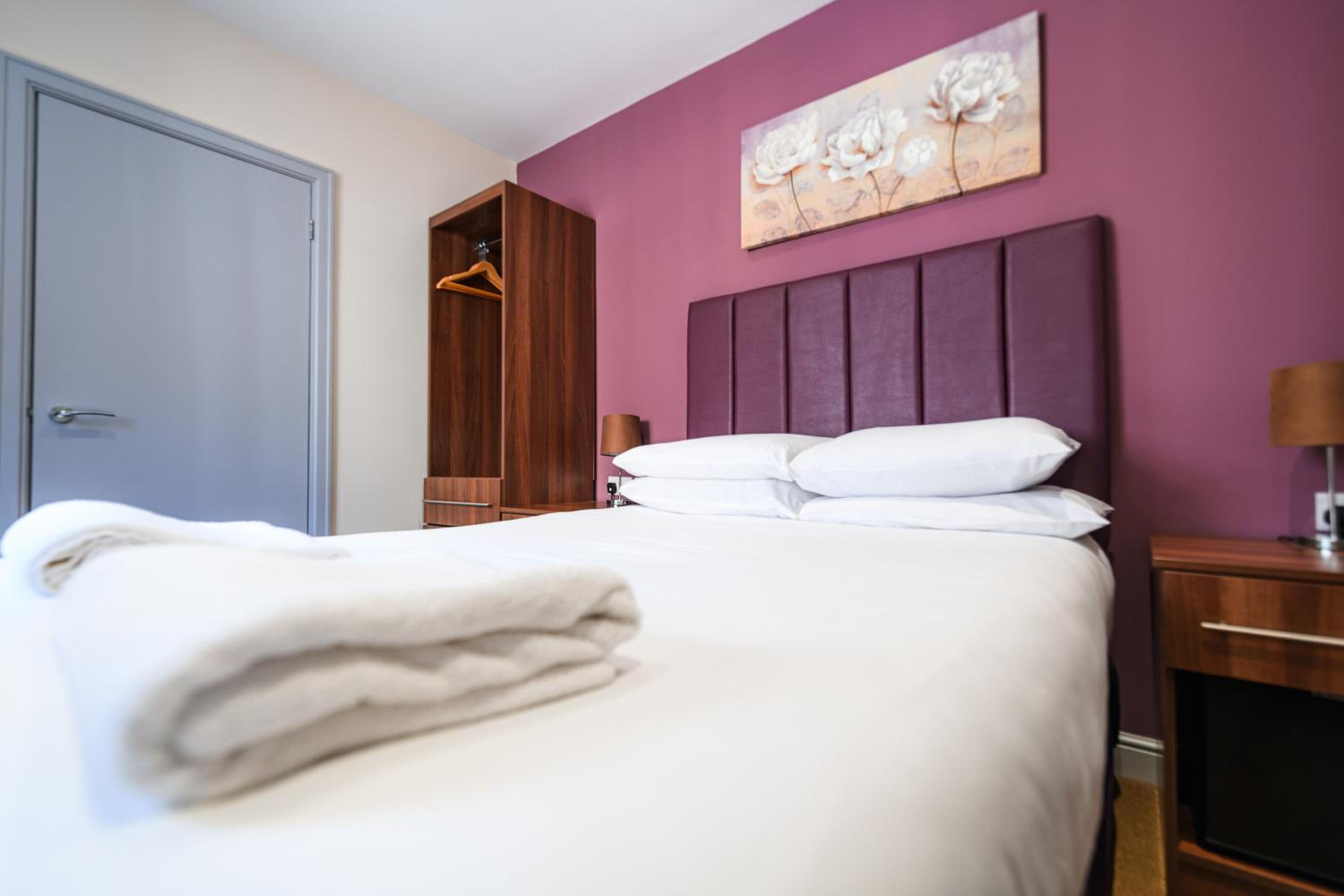 Double Room - Photo 3