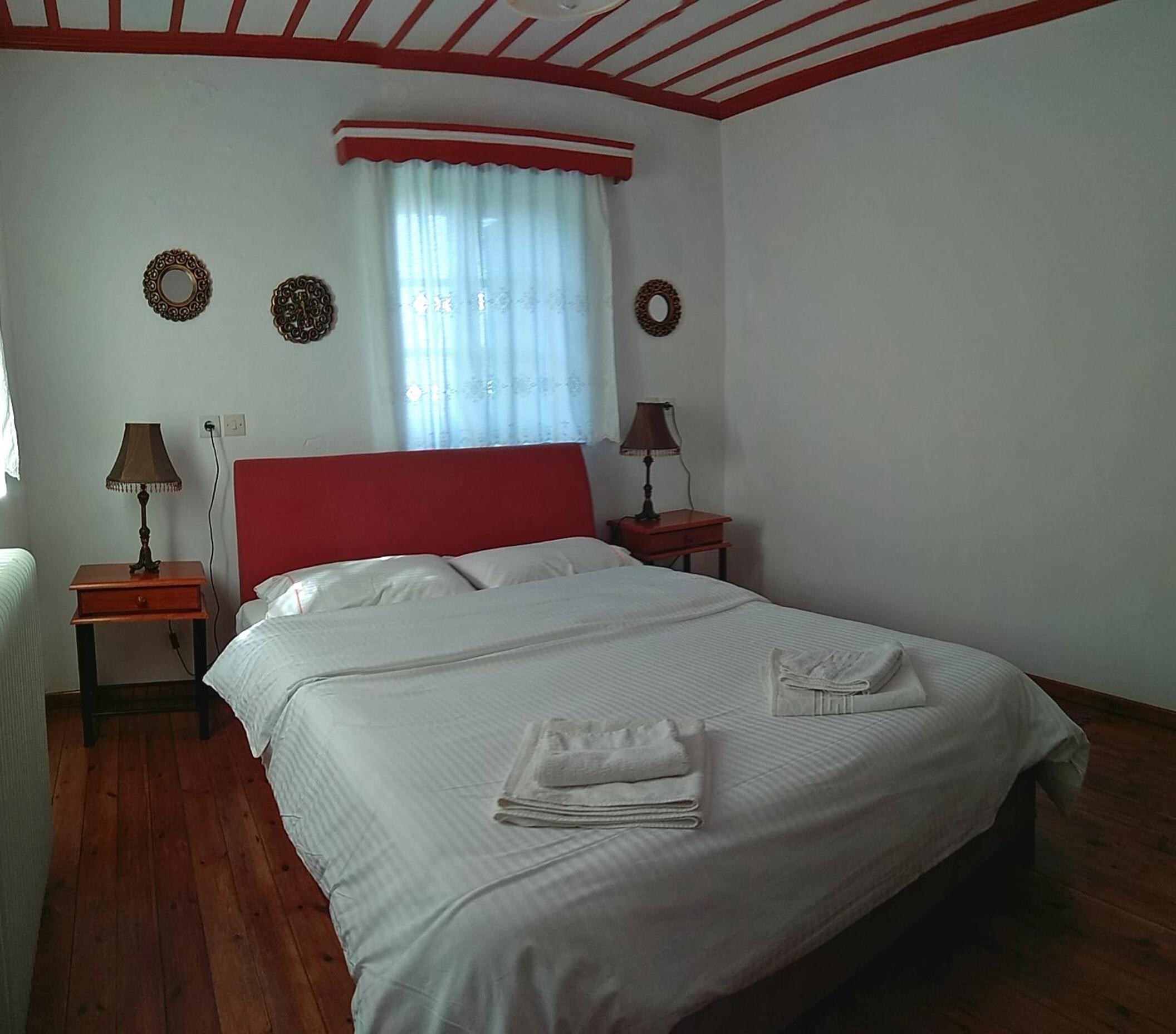 Double Room with Mountain View - Photo 4