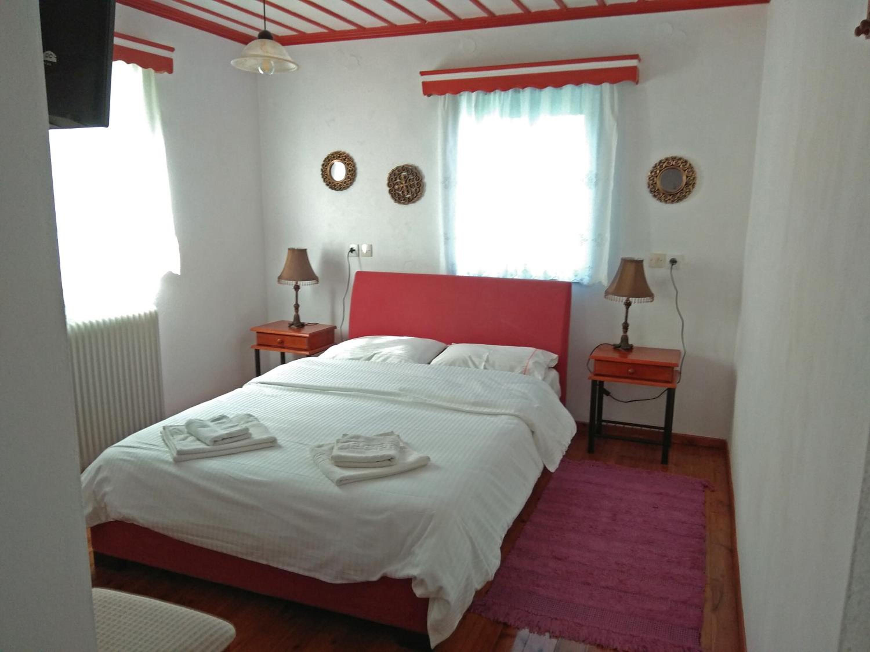 Double Room with Mountain View - Photo 6