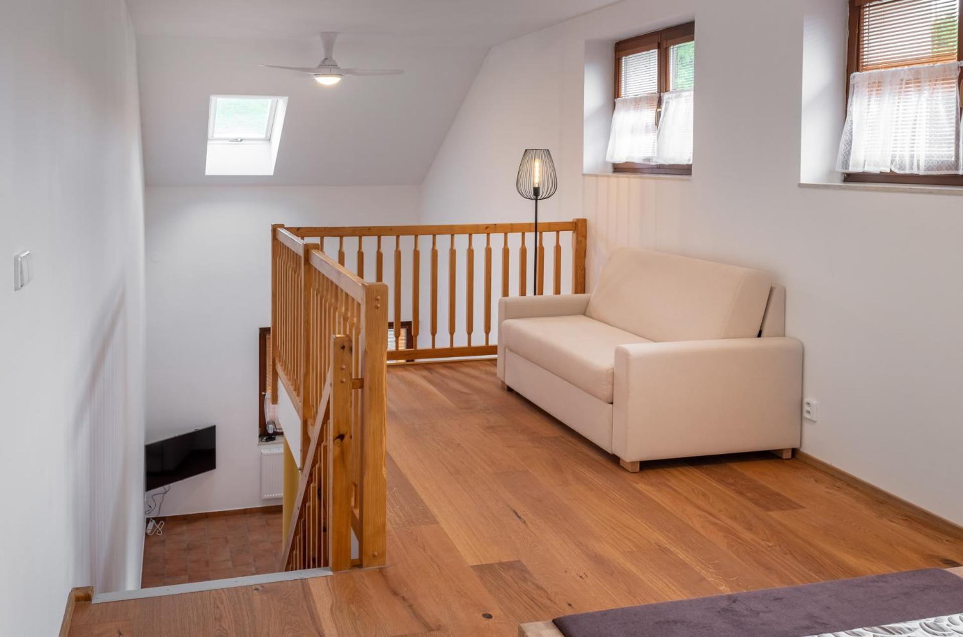 Maisonette photo 1