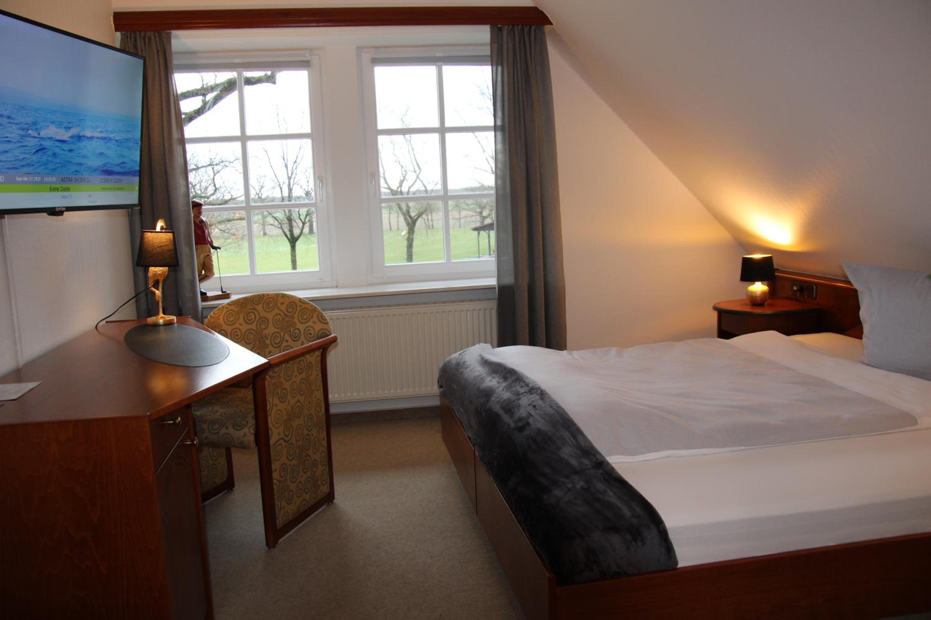 Single Room photo 2