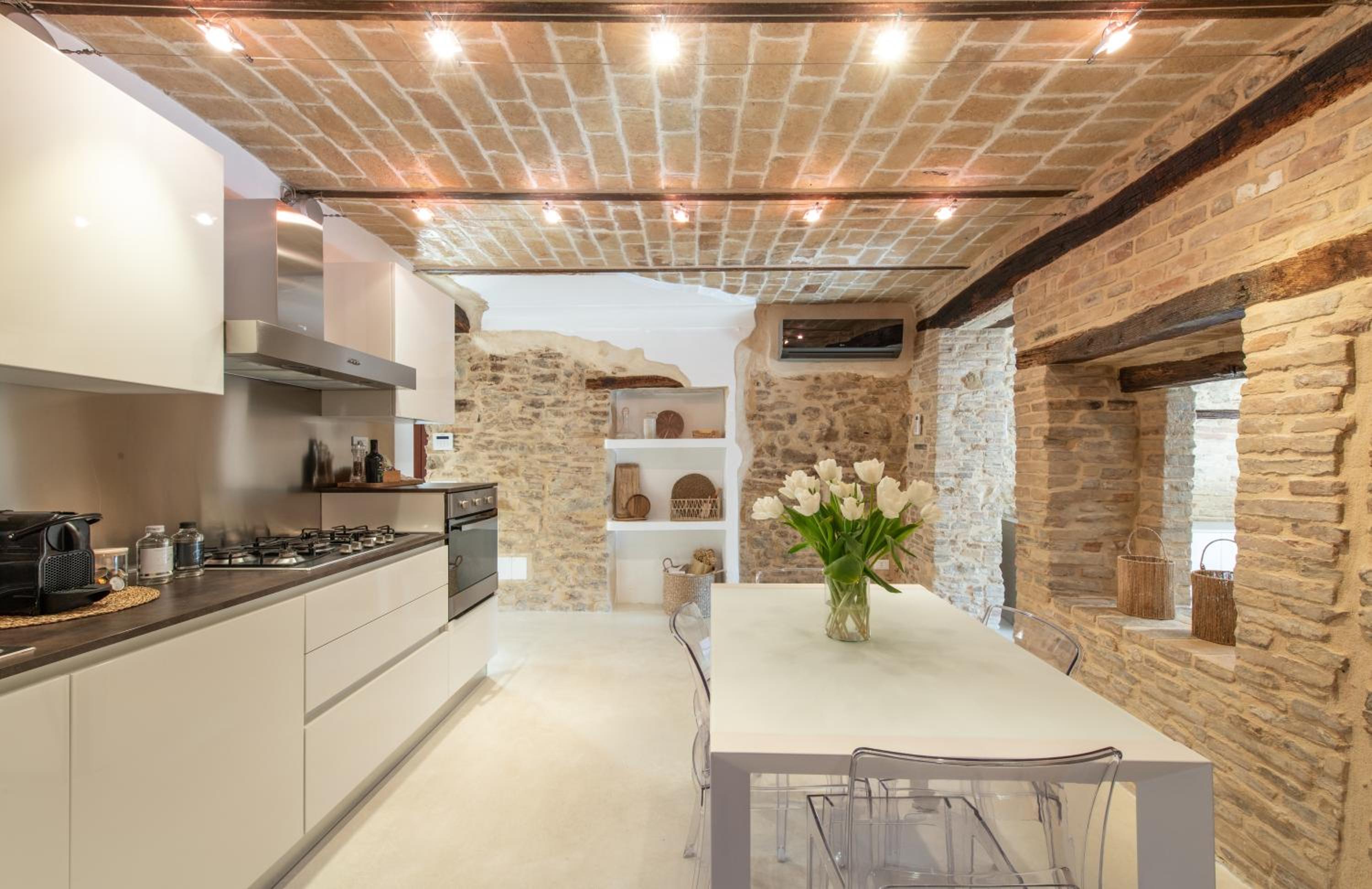 Maisonette photo 3