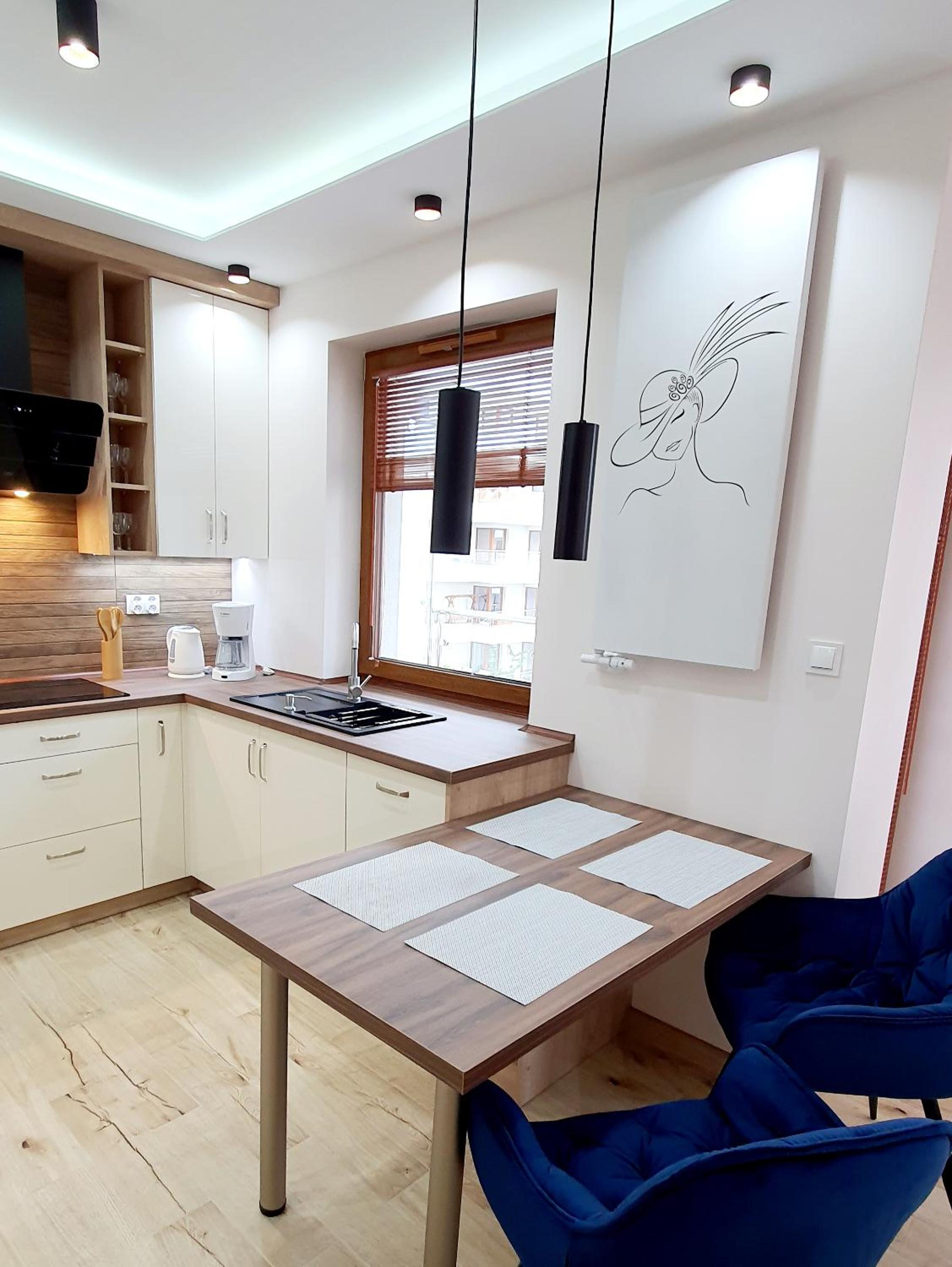 One-Bedroom Apartment - Photo 5