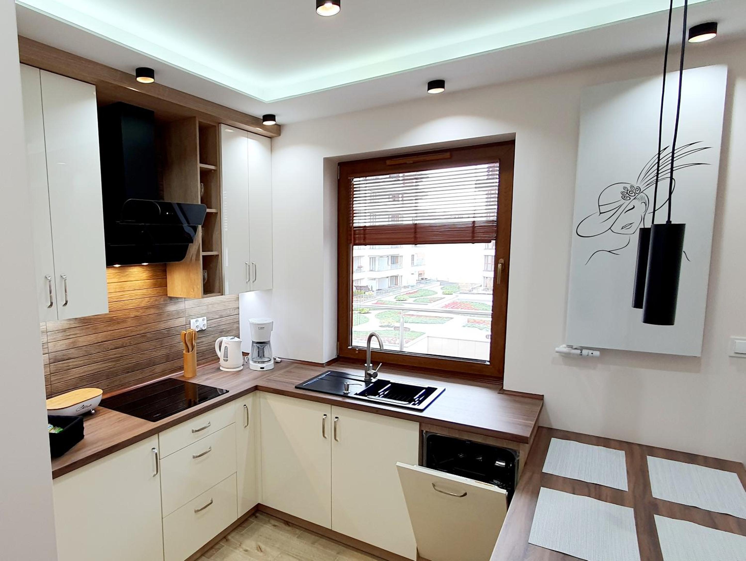One-Bedroom Apartment - Photo 6