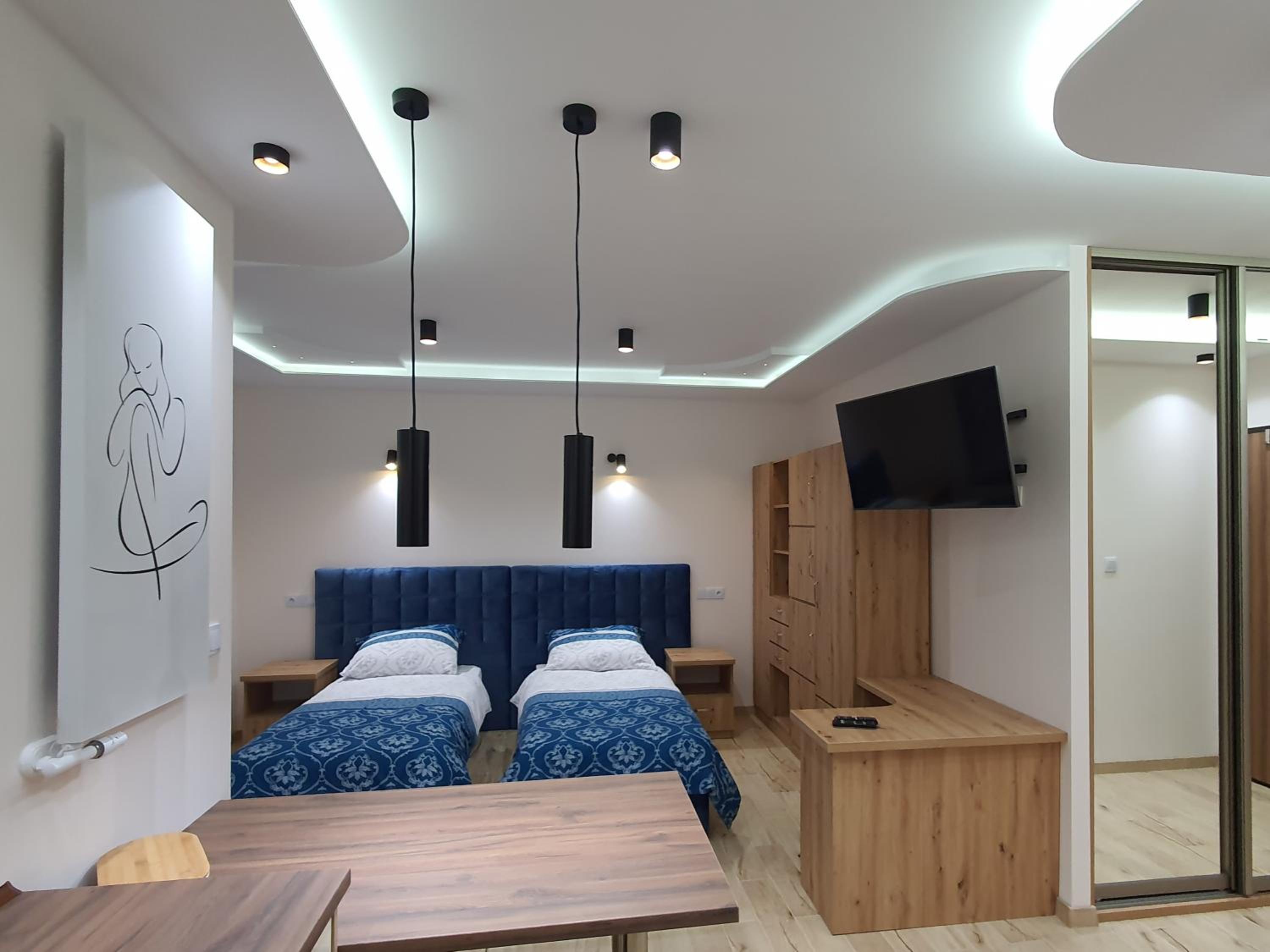 One-Bedroom Apartment - Photo 16