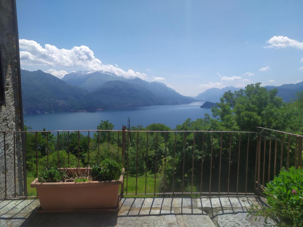 Apartment with Lake View photo 2