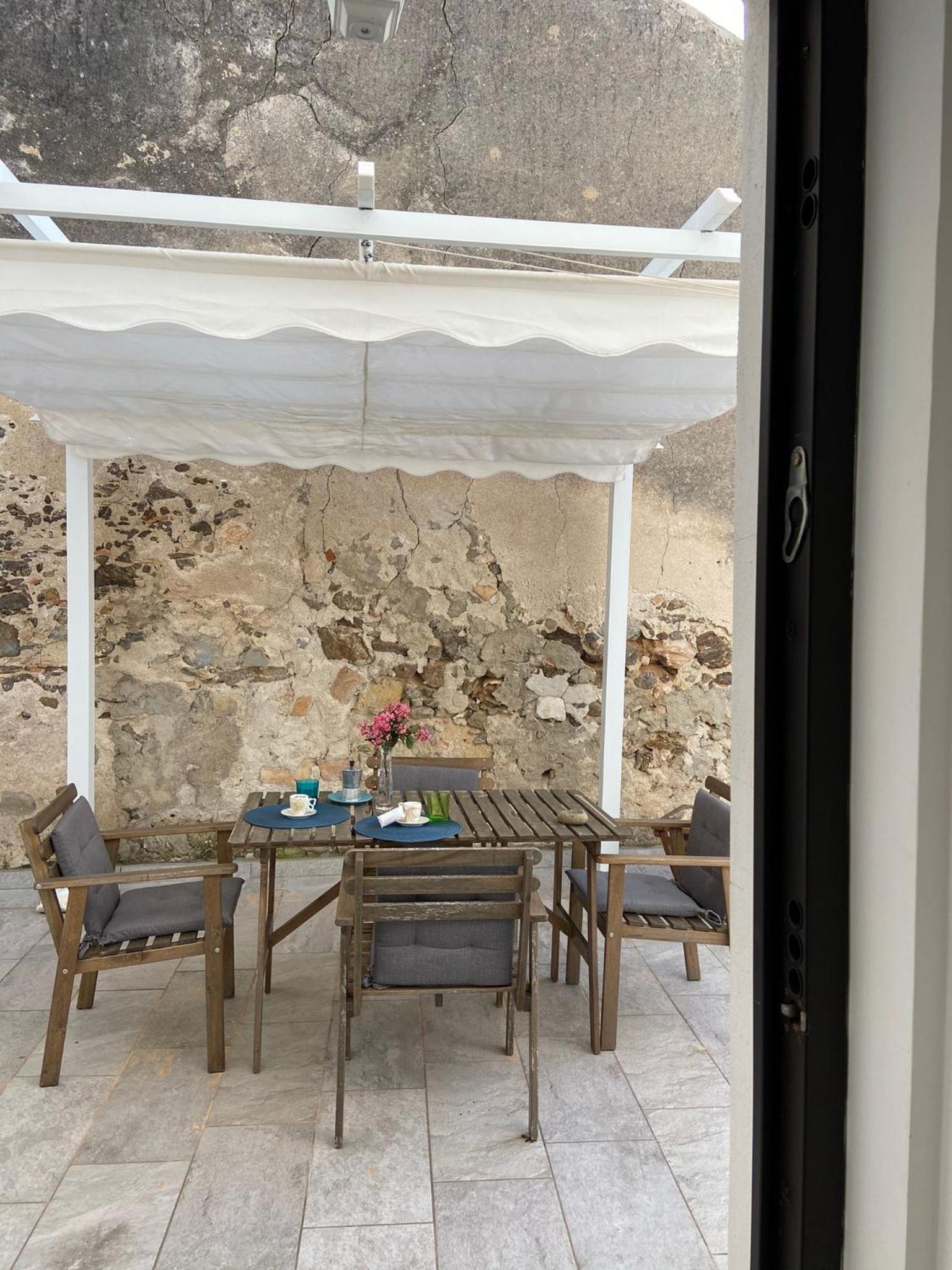 Studio with Terrace - Photo 6