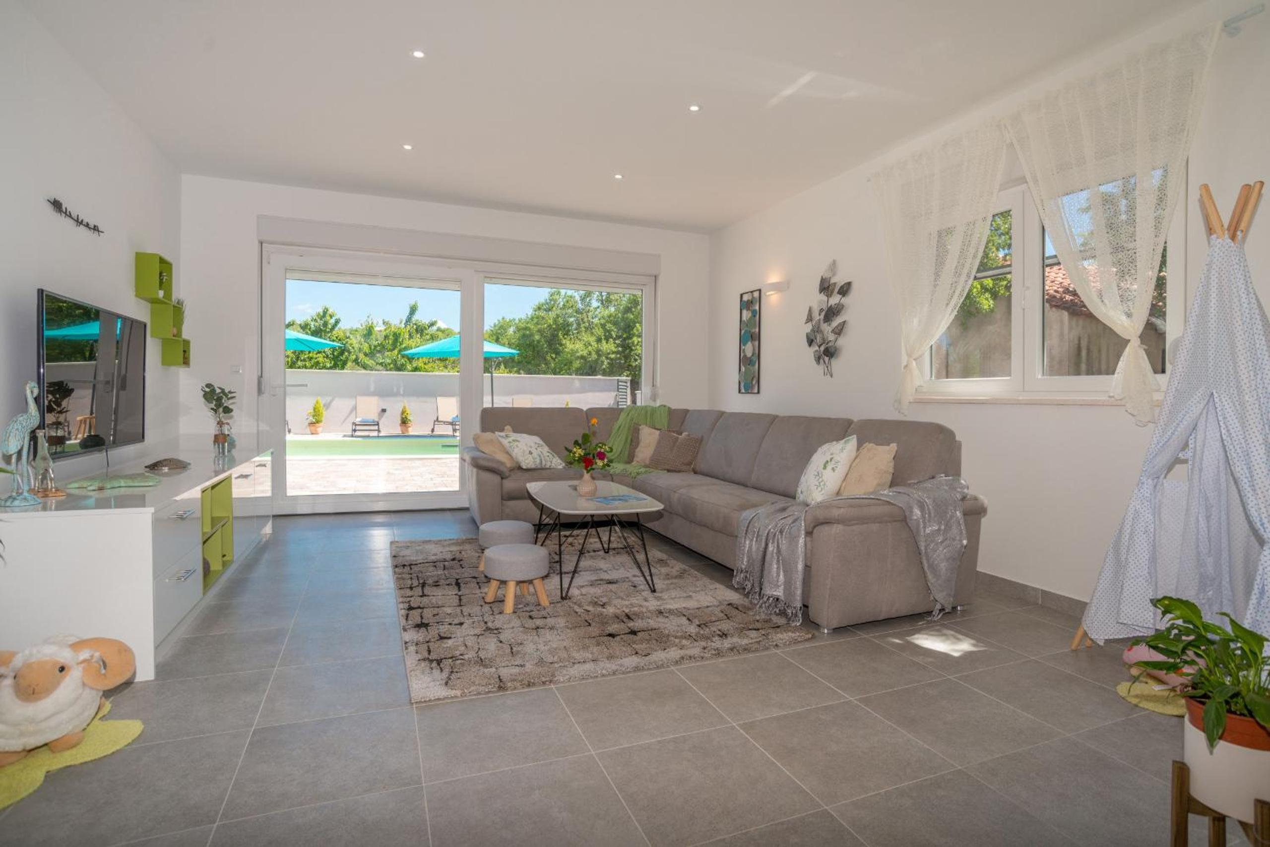 Villa with Private Pool photo 3