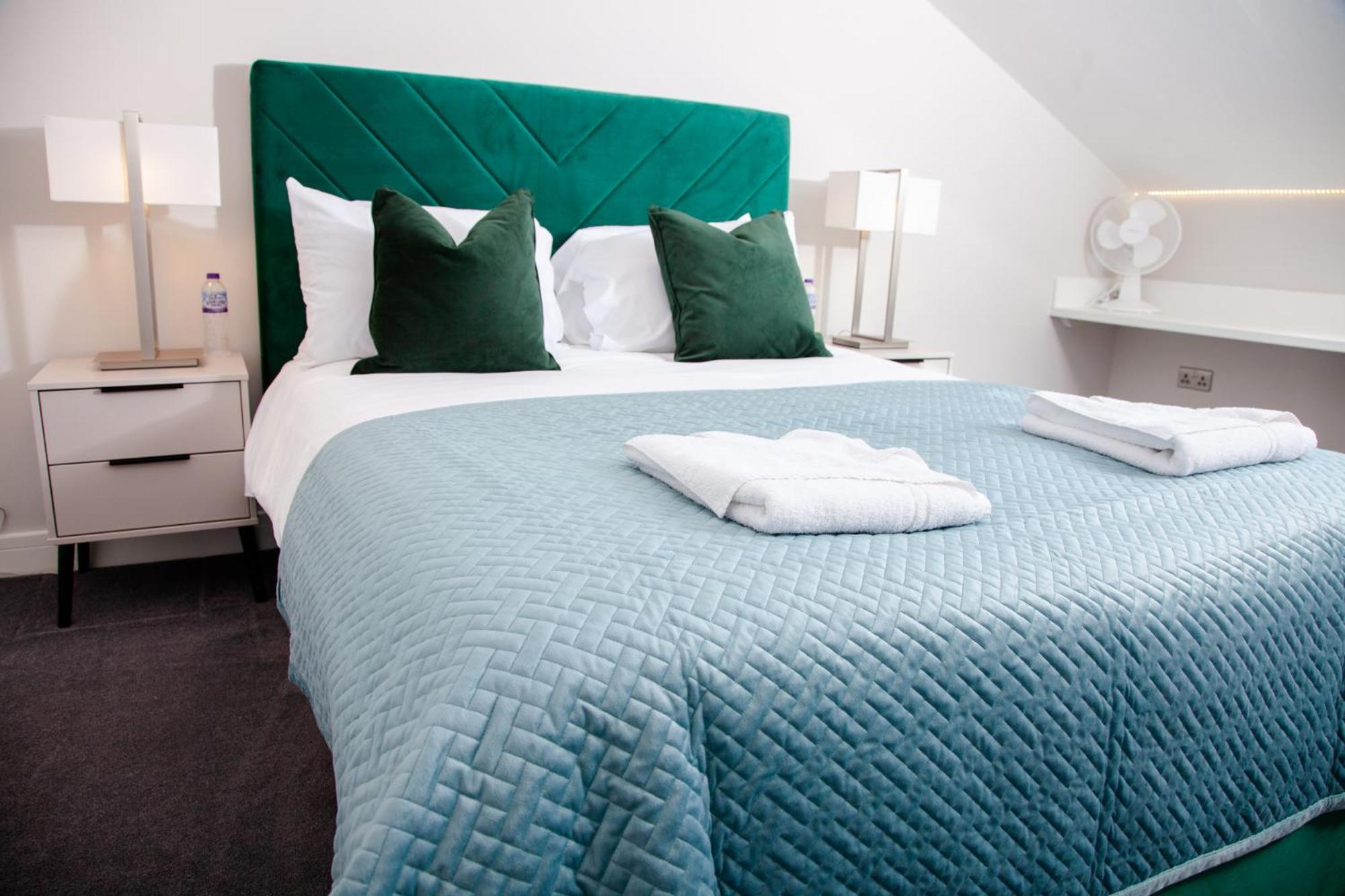 Two-Bedroom Apartment - Photo 1