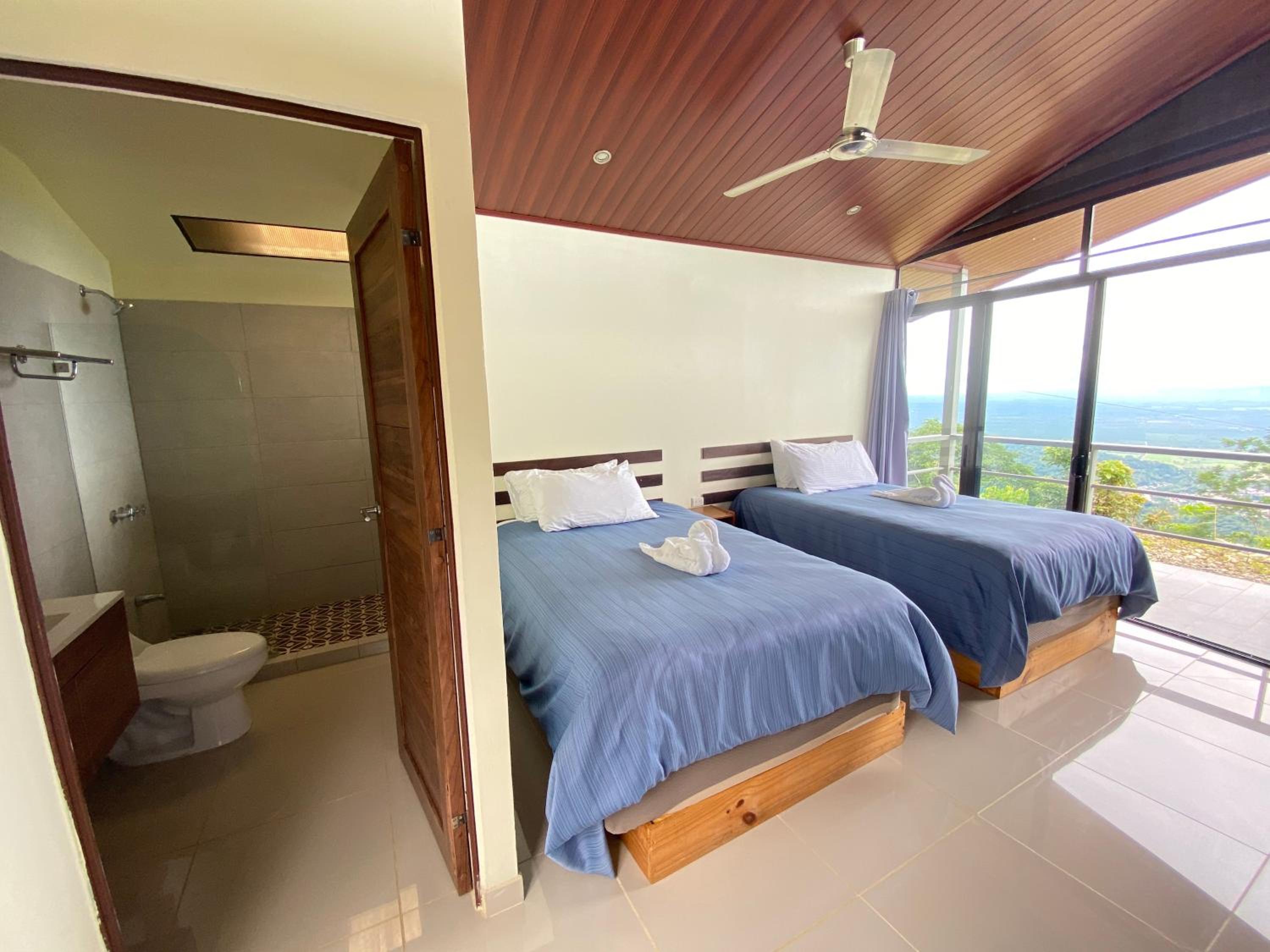 Double Room with Two Double Beds photo 1