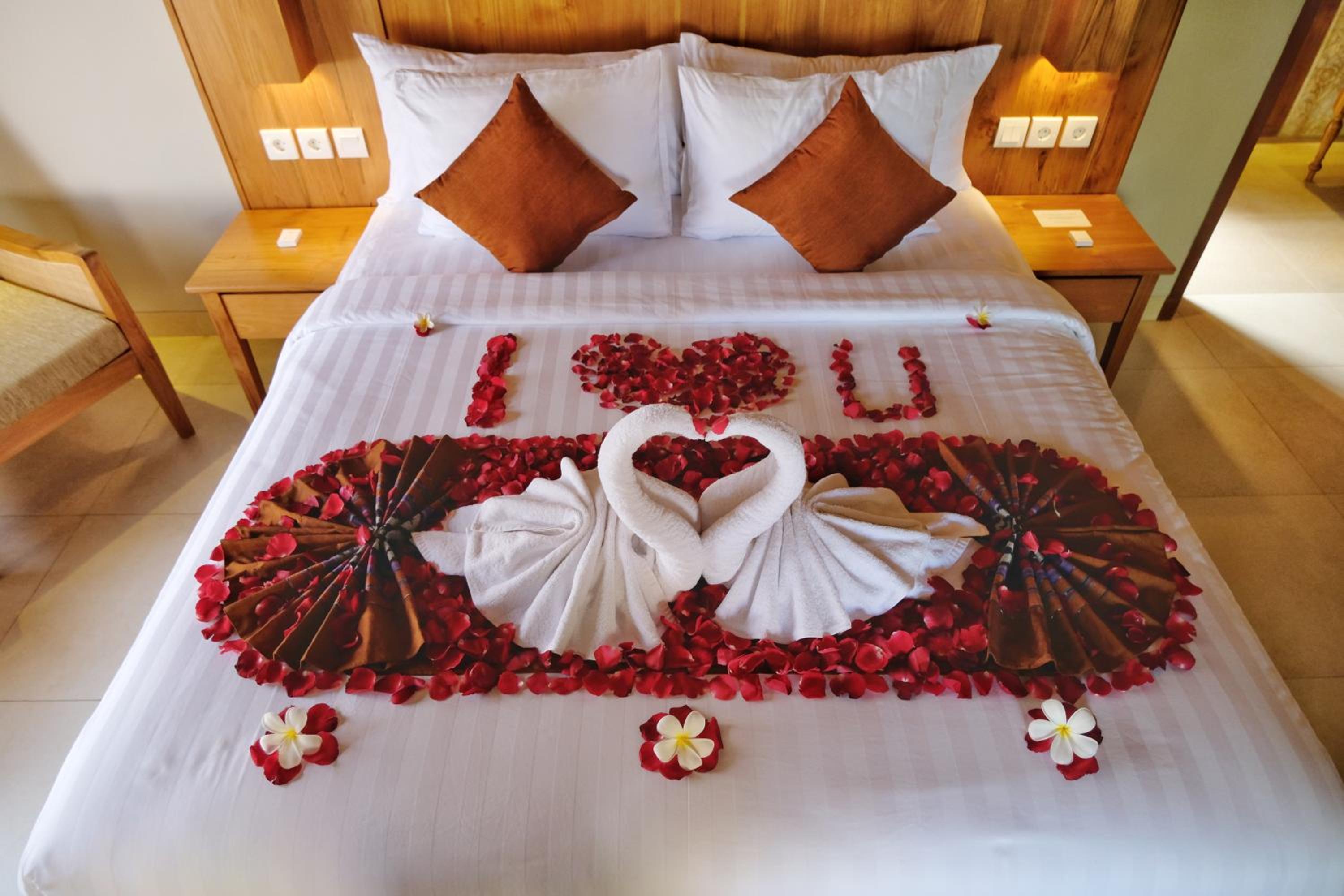 Suite Villa with Private Jacuzzi - Photo 14