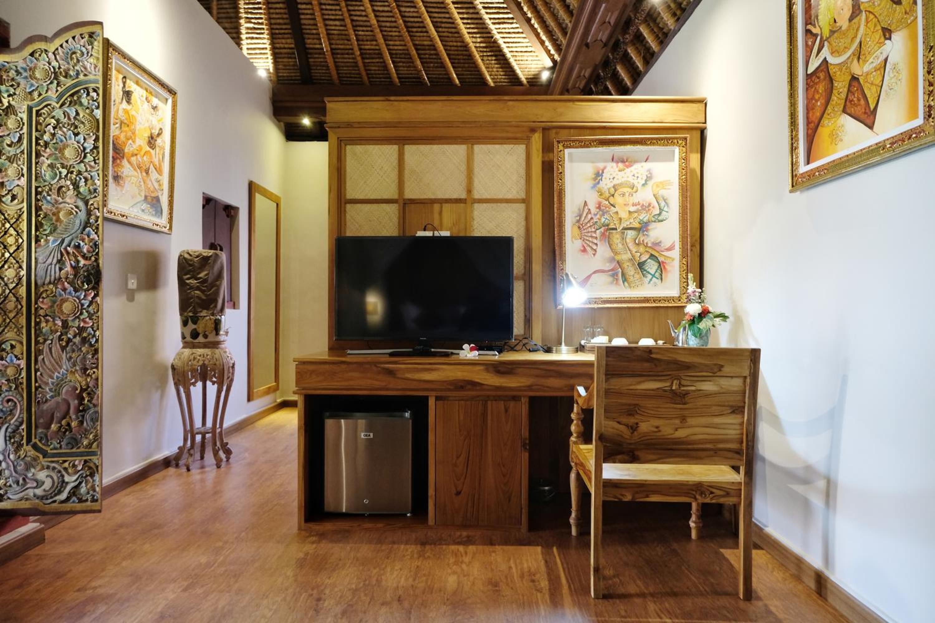 Suite Villa with Private Jacuzzi - Photo 2
