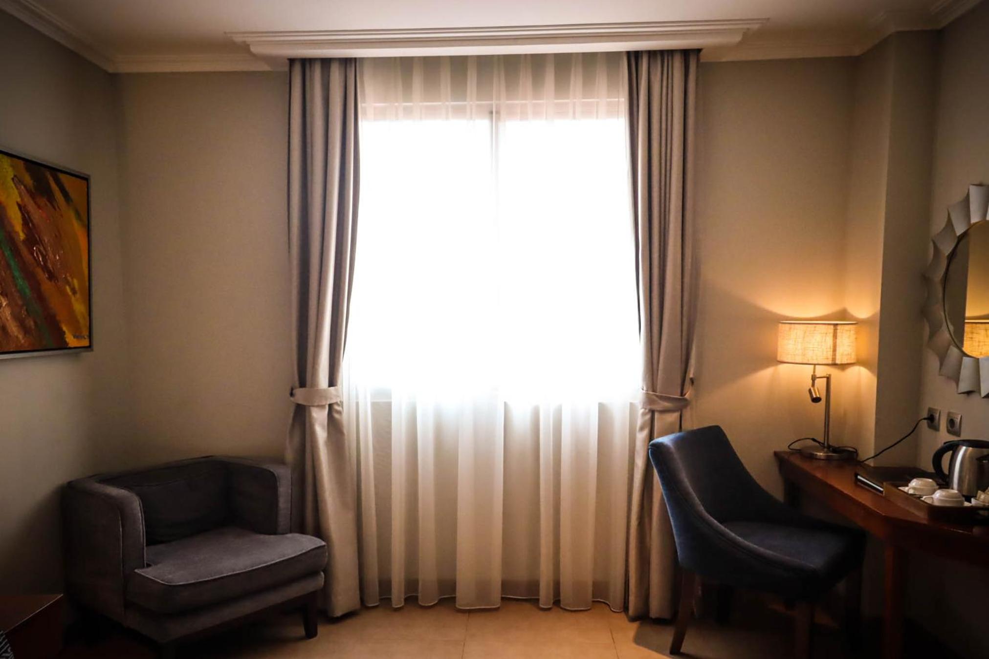 Deluxe Twin Room - Photo 3