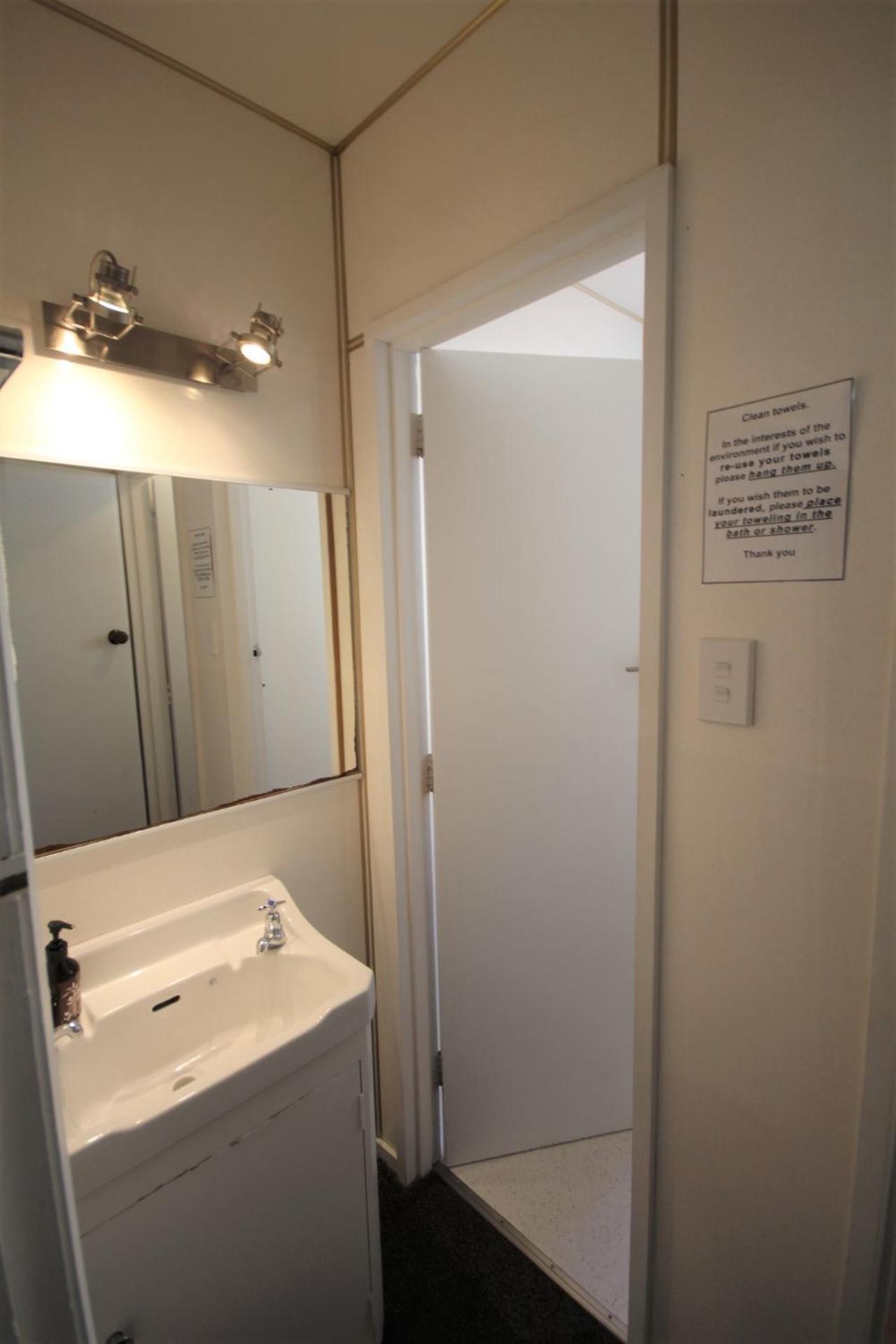 Three-Bedroom Apartment photo 2