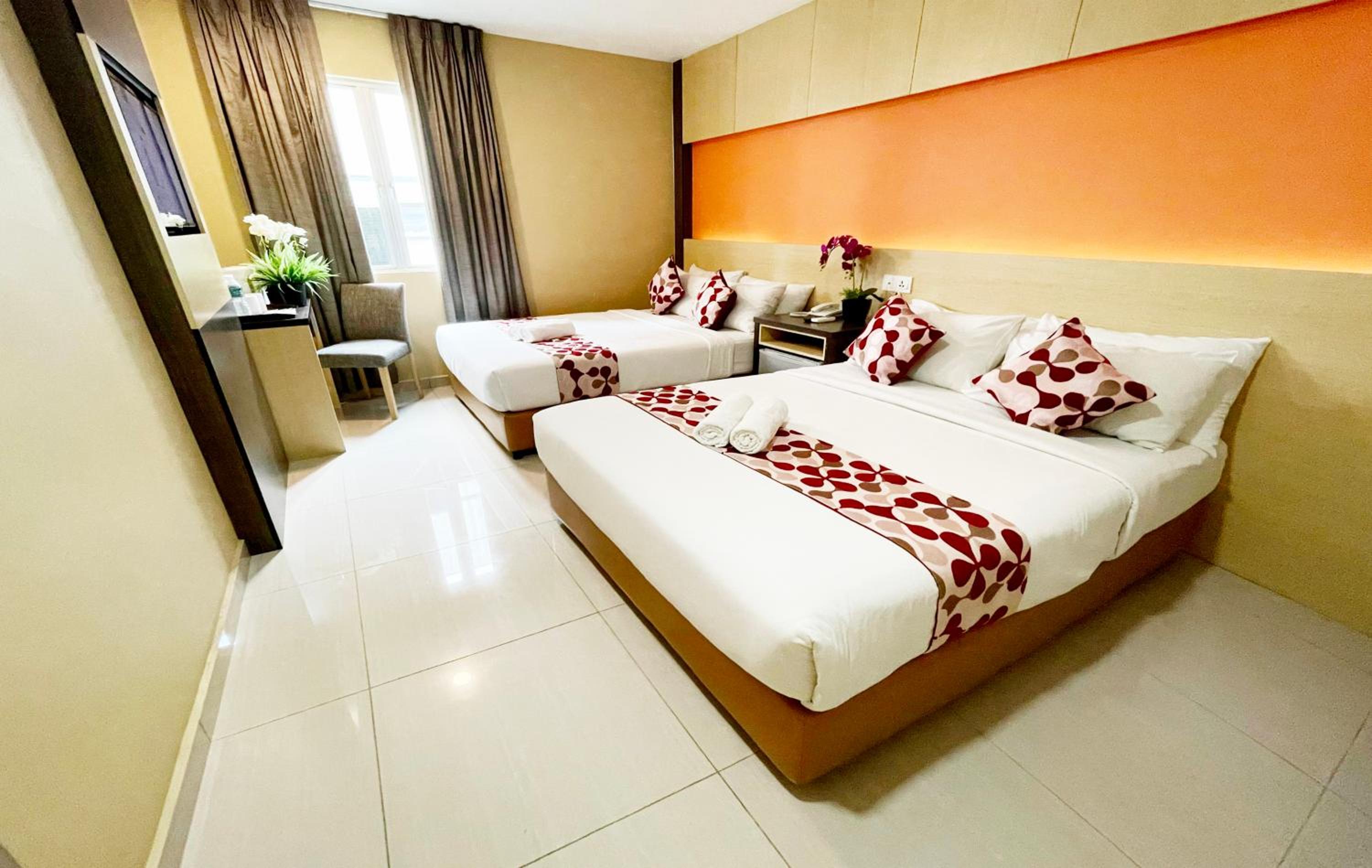 Deluxe Family Room photo 3