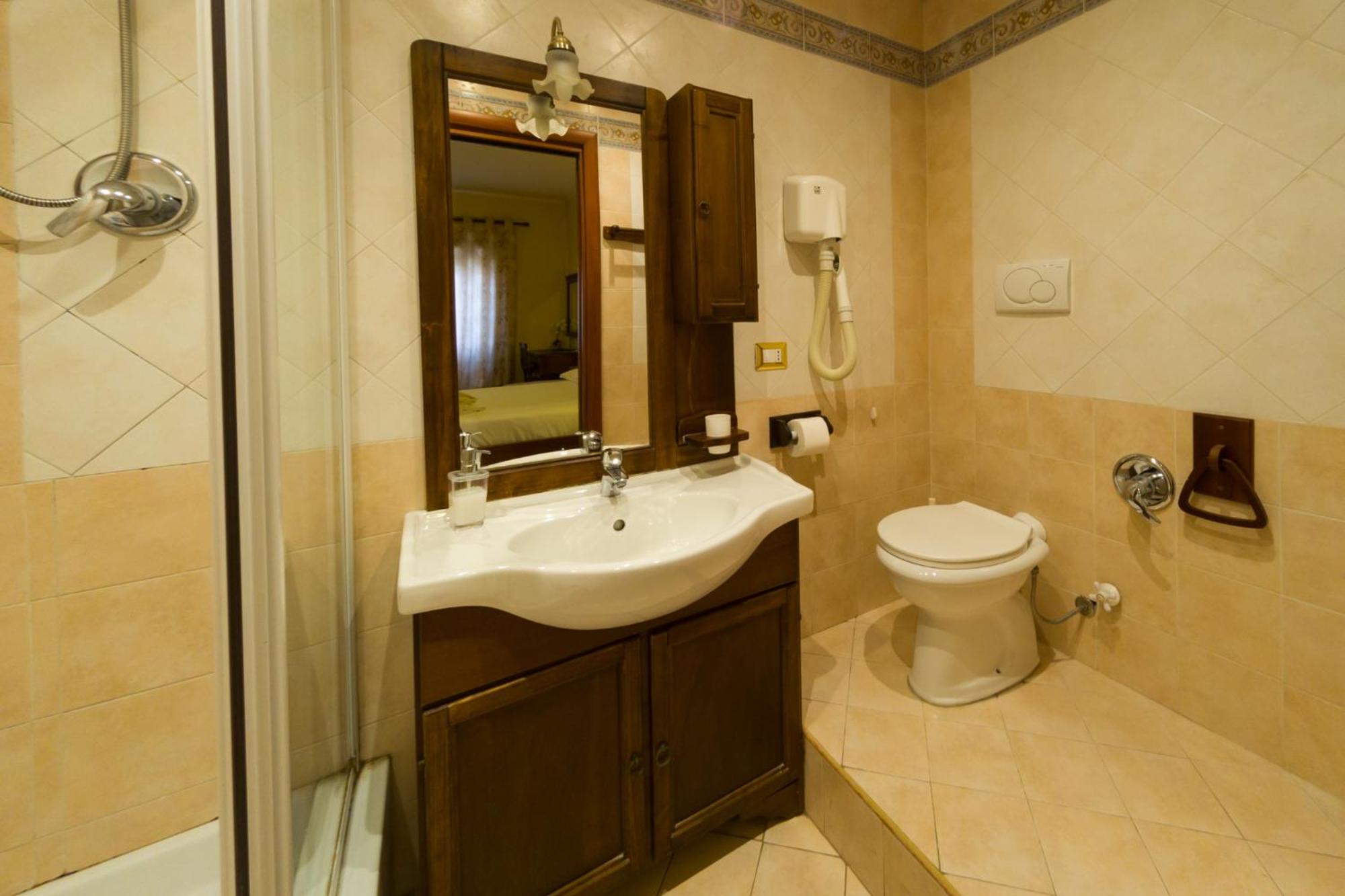 Family Room photo 2