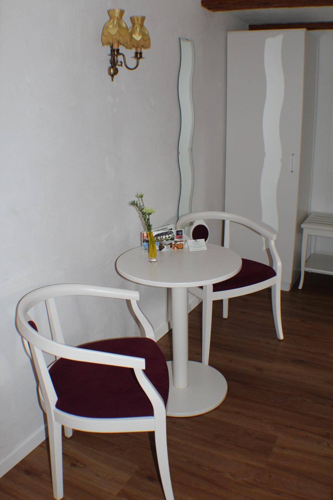 Double Room - Photo 6
