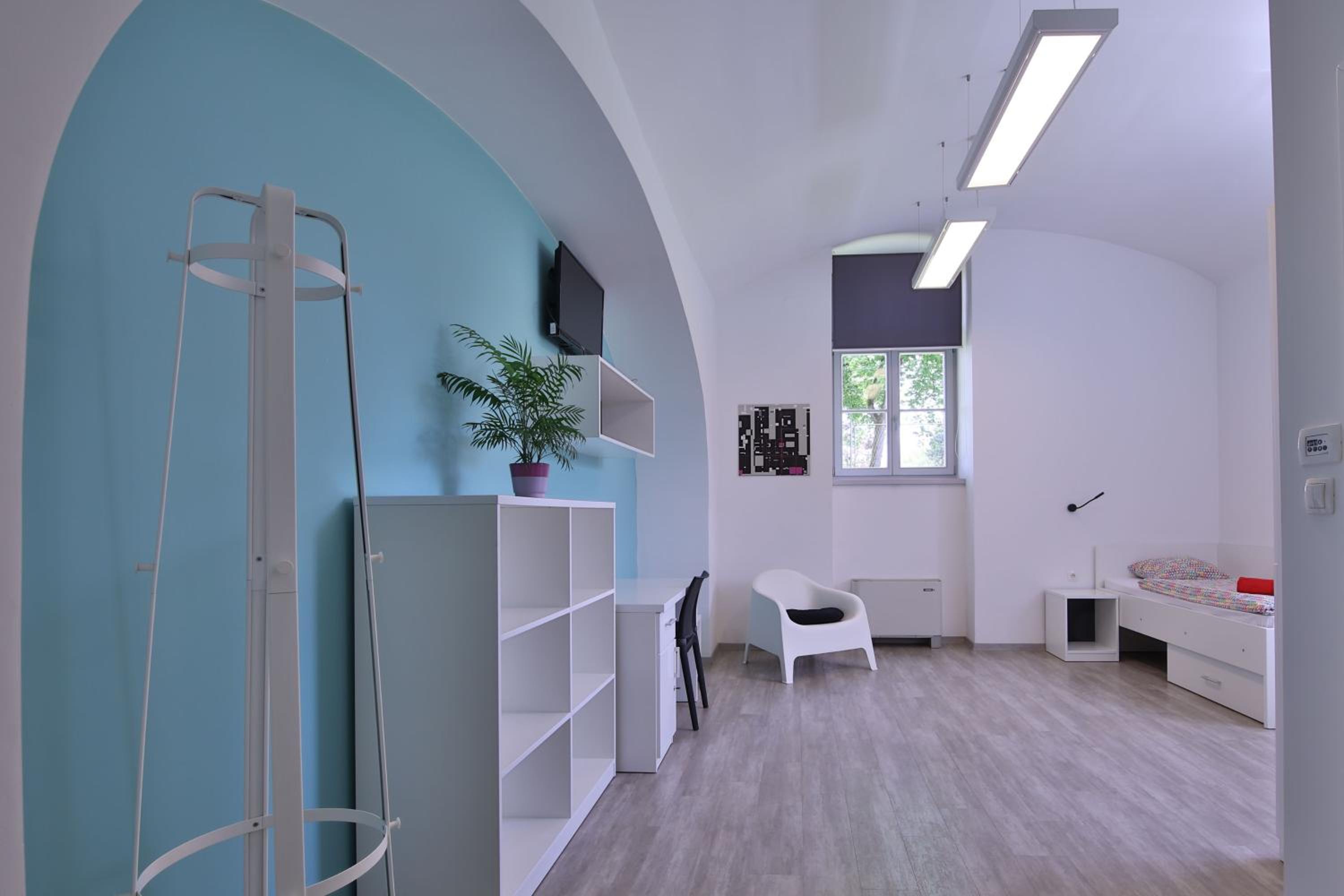 Single Room photo 2