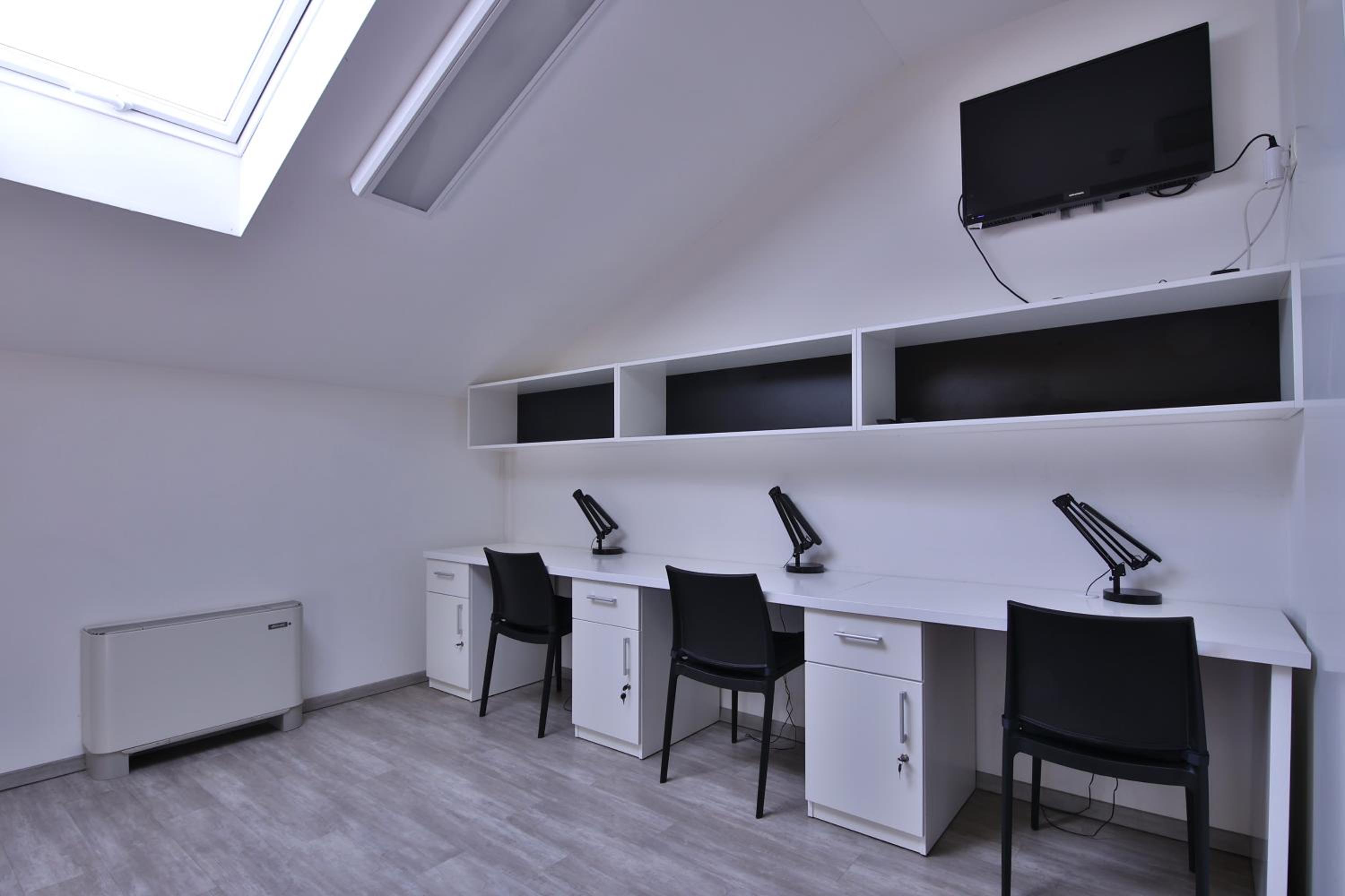 Standard Triple Room photo 2