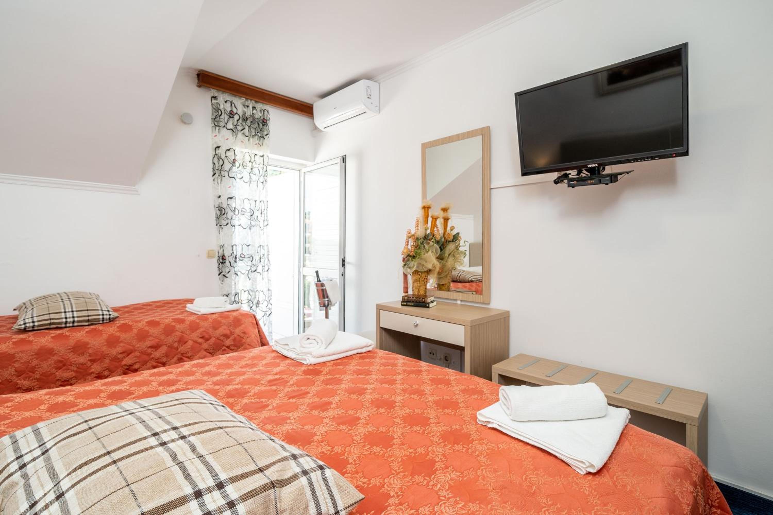 Triple Room with Balcony