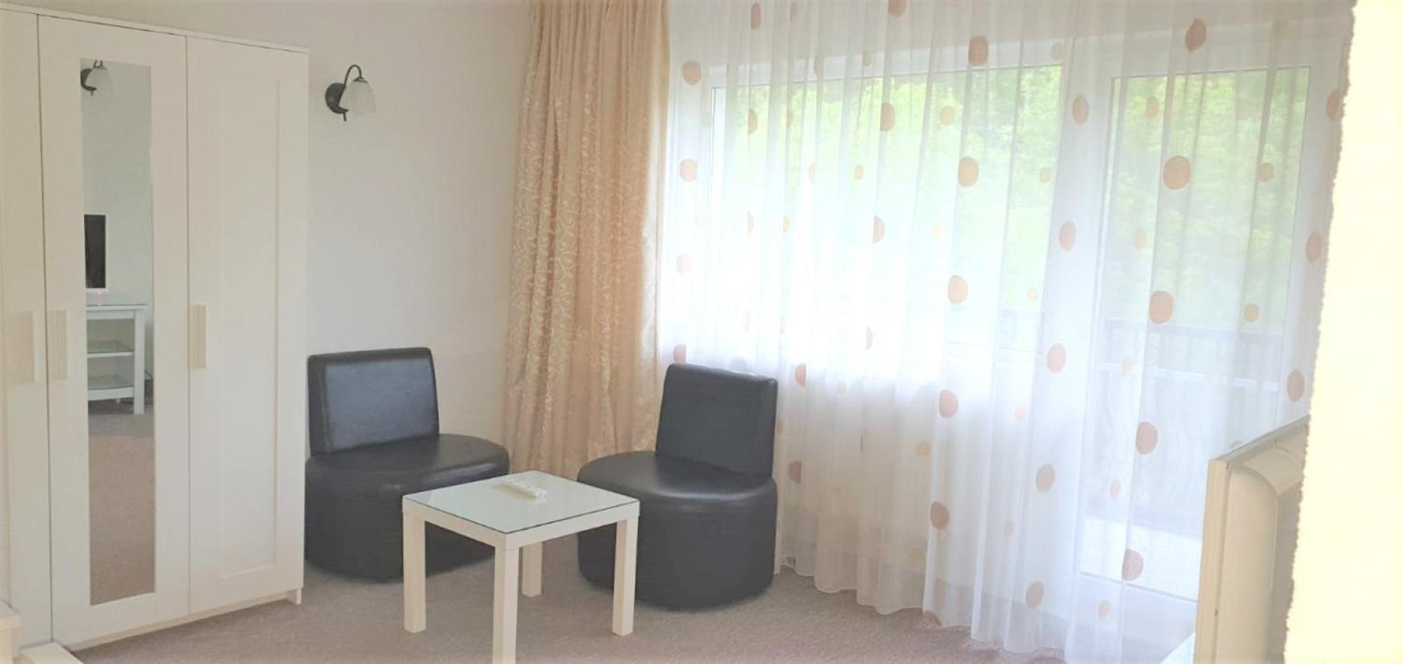 Standard Twin Room photo 2