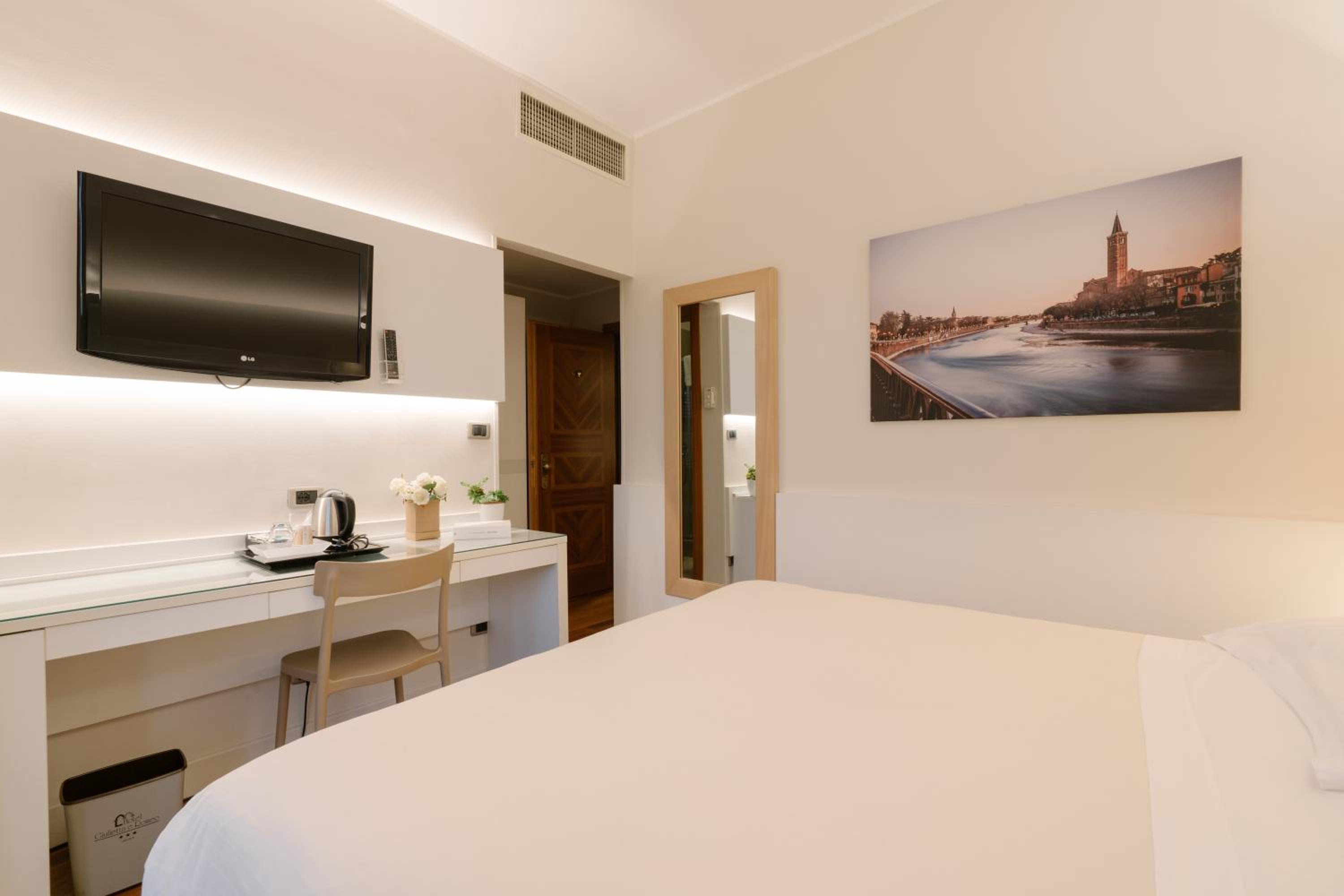 Superior Double or Twin Room - Photo 4