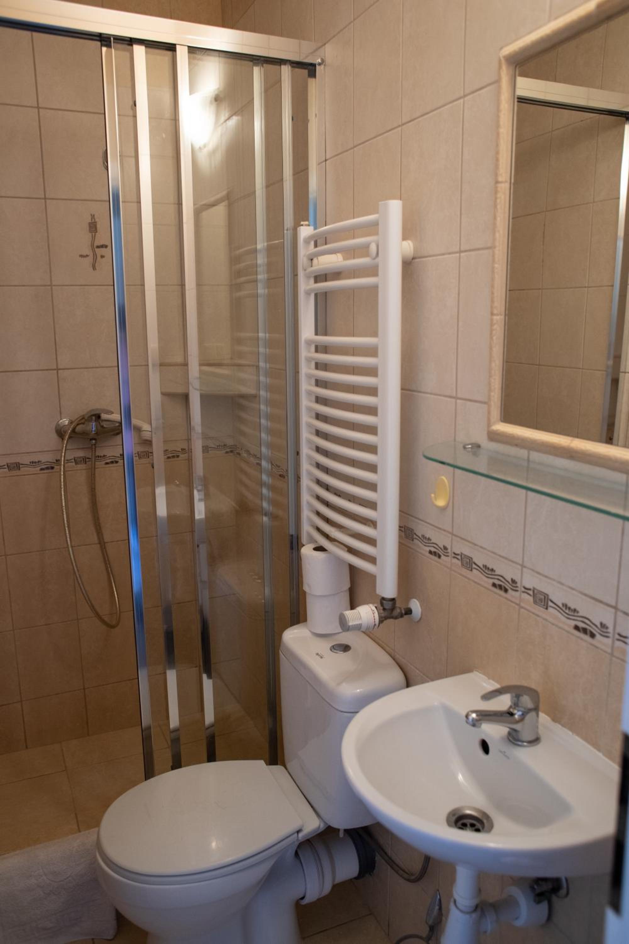 Deluxe Triple Room photo 2