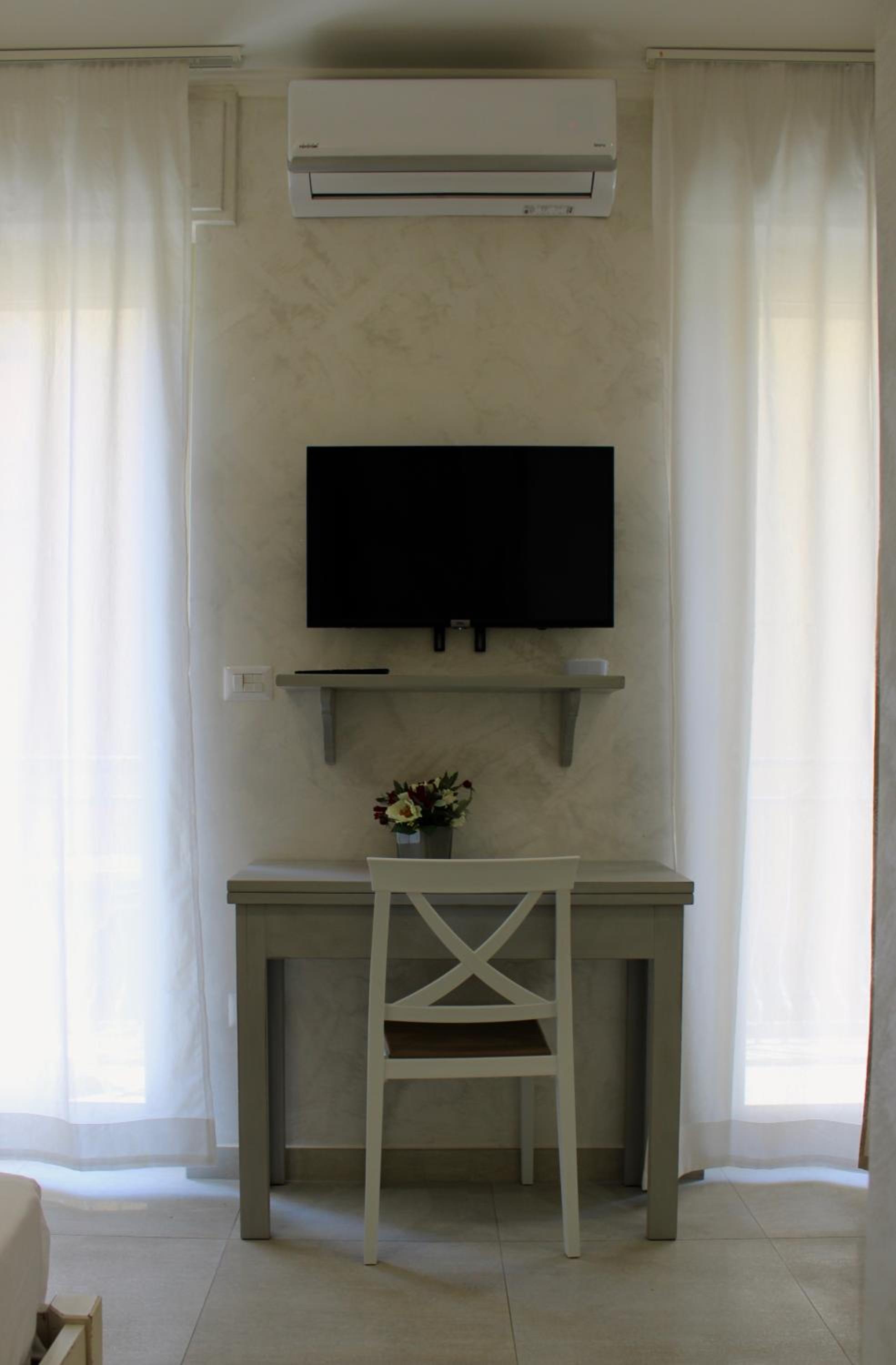 Quadruple Room with Sea View photo 3